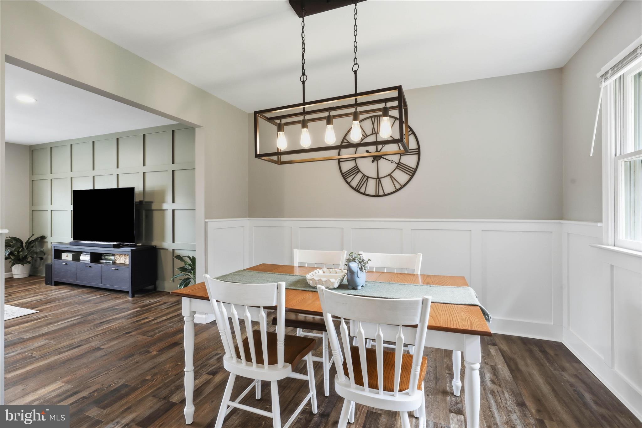 SCHOOL VALLEY FARMS - Residential