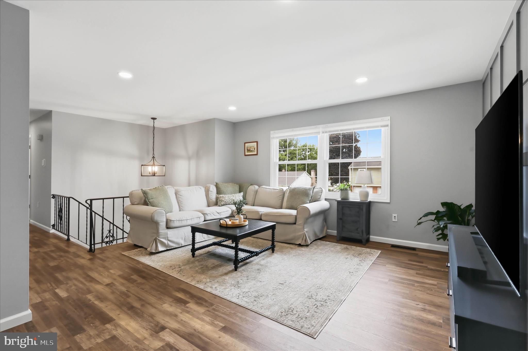 SCHOOL VALLEY FARMS - Residential