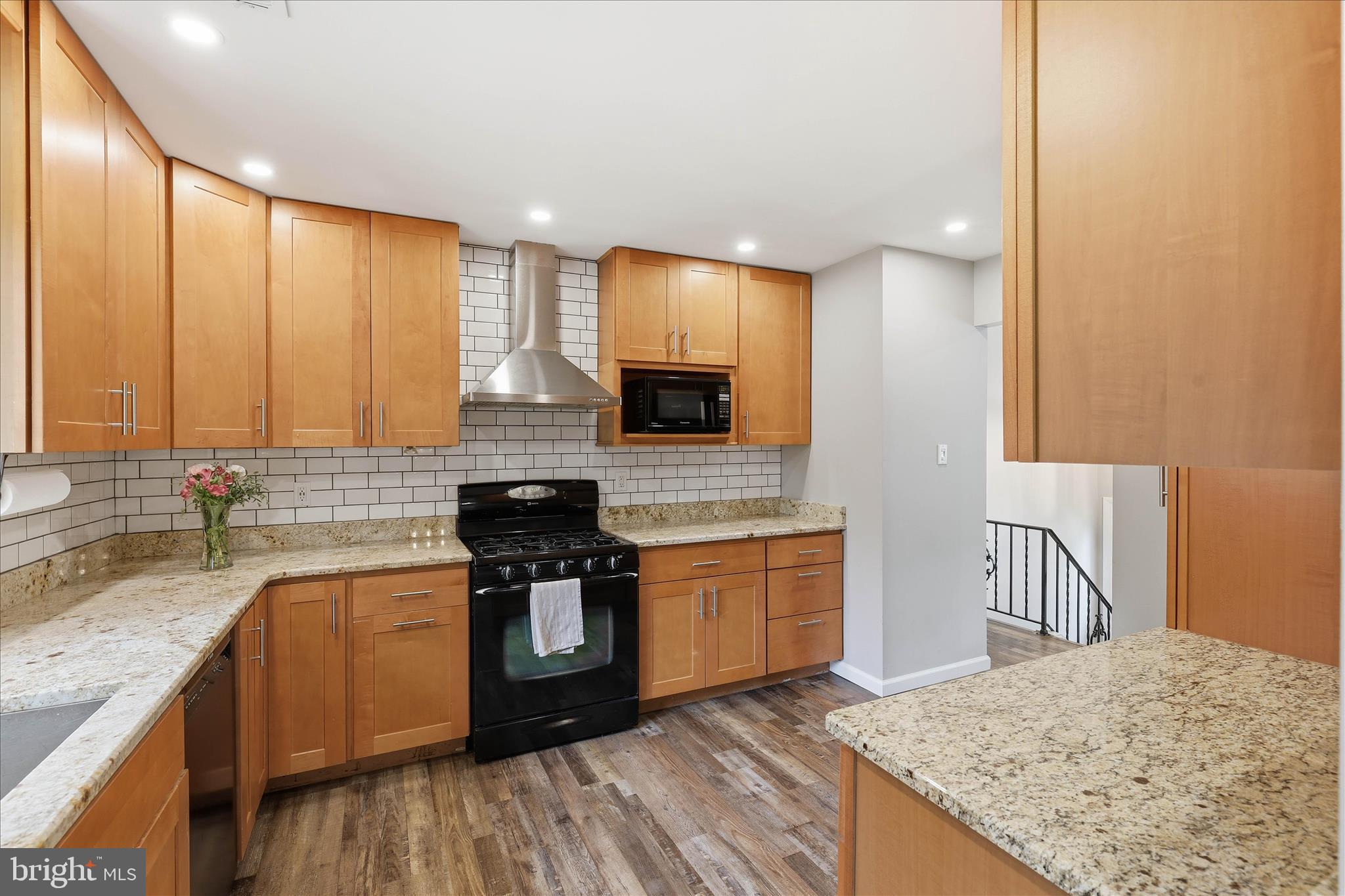 SCHOOL VALLEY FARMS - Residential