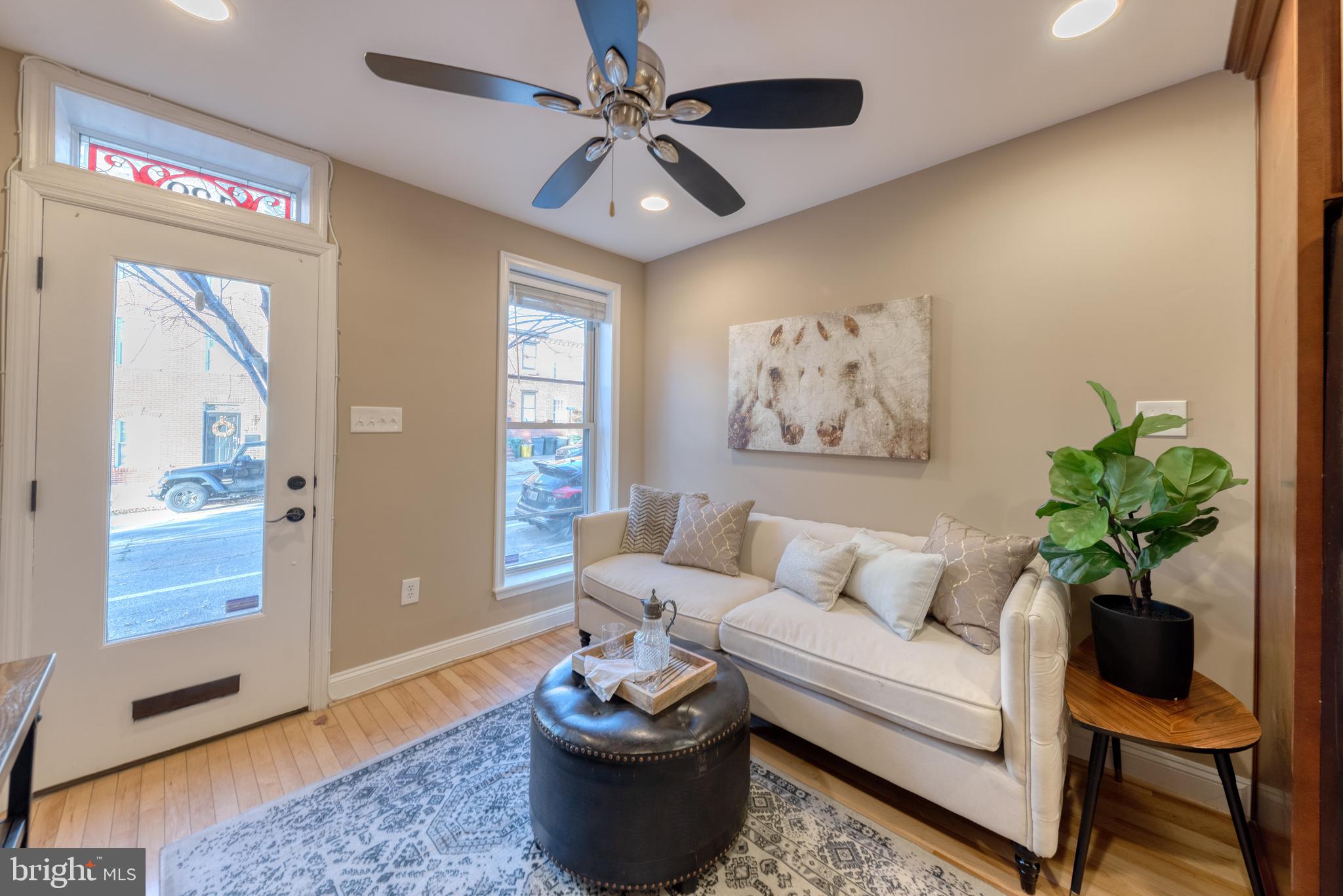 RIVERSIDE PARK - Residential