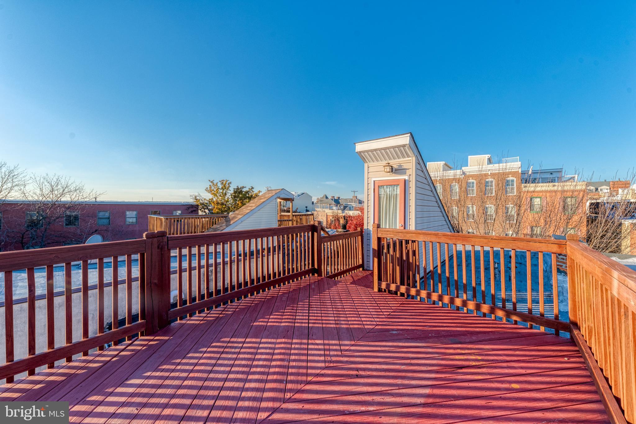 RIVERSIDE PARK - Residential