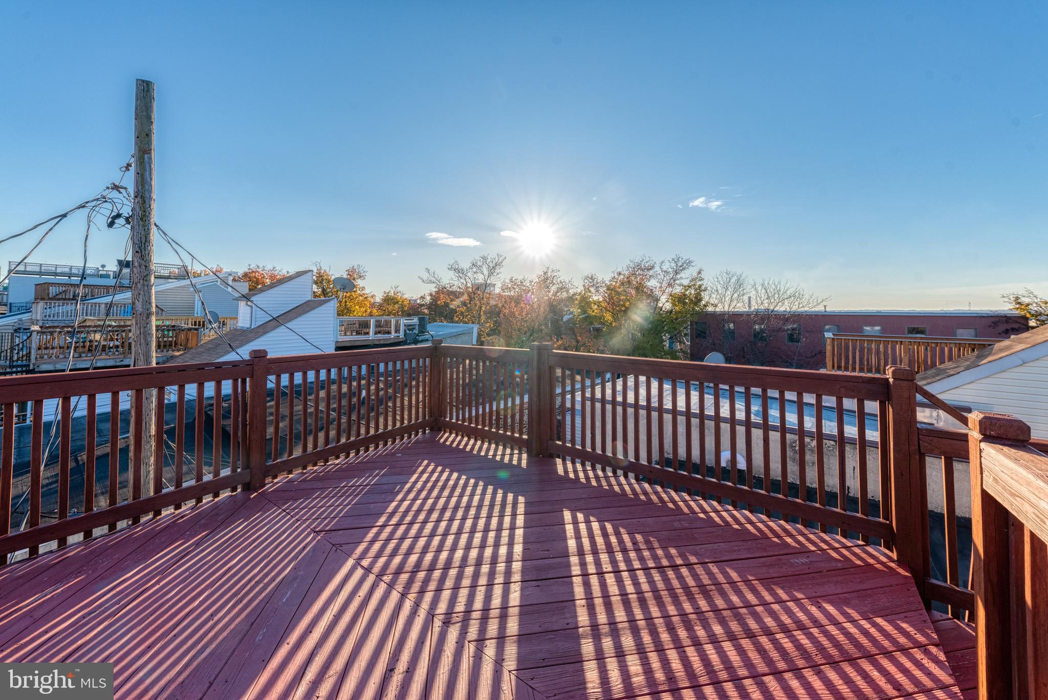 RIVERSIDE PARK - Residential