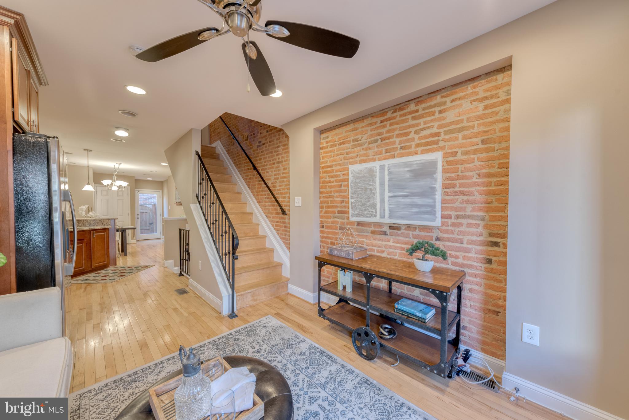 RIVERSIDE PARK - Residential