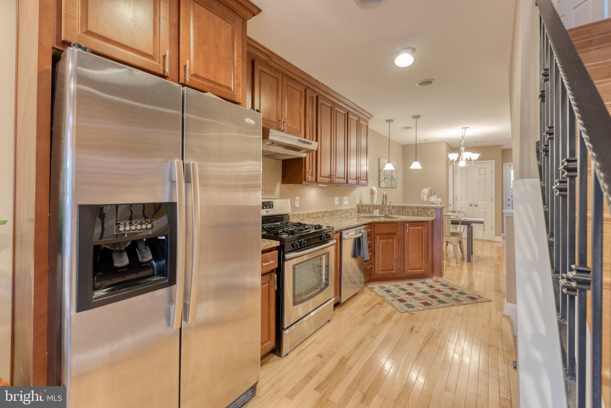 RIVERSIDE PARK - Residential