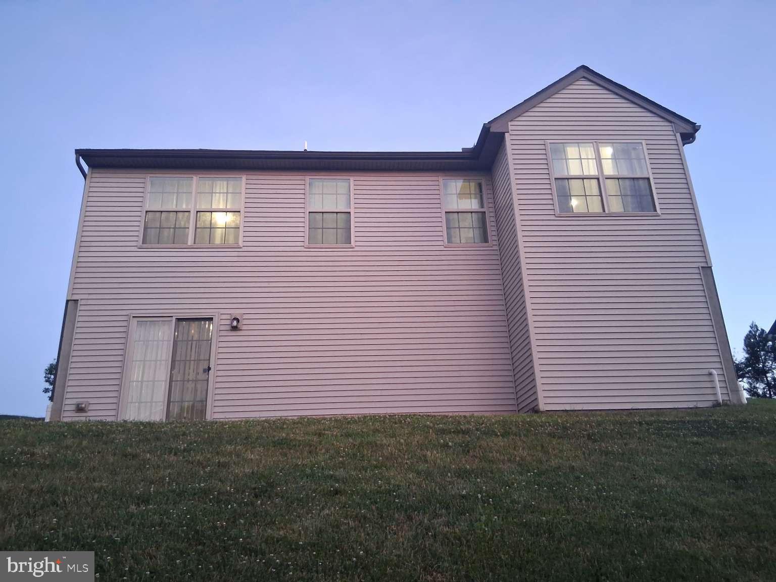 ROLLING MEADOWS - Residential