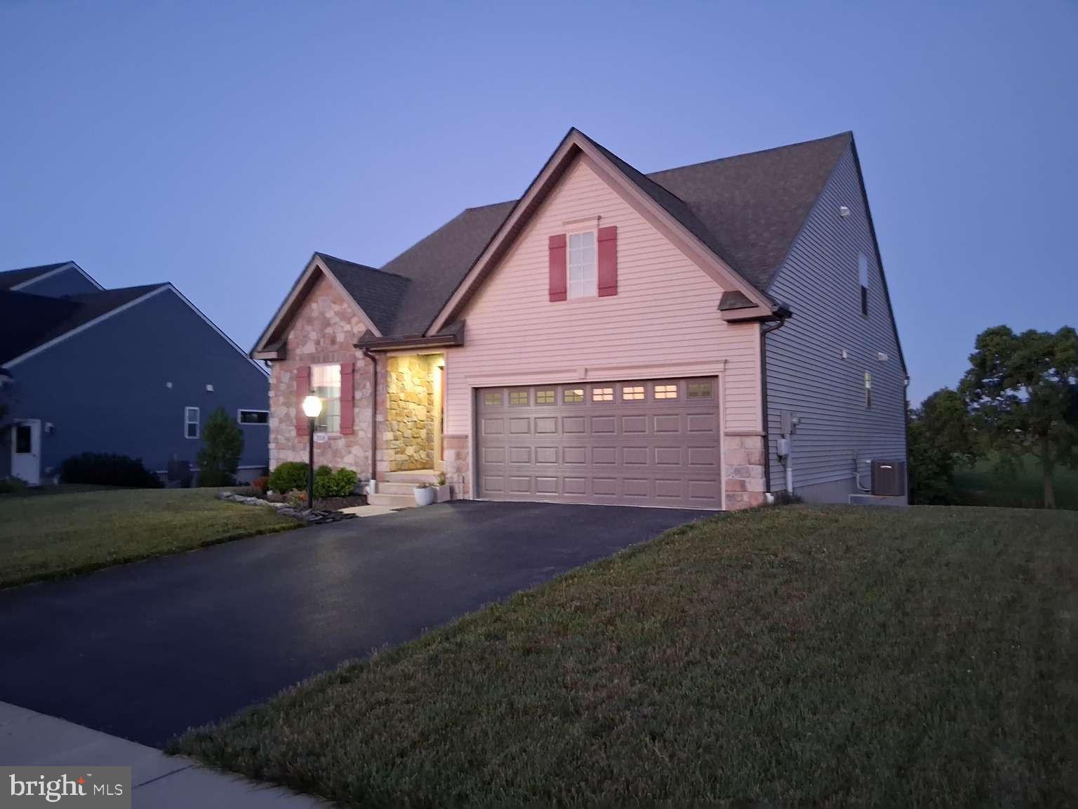 ROLLING MEADOWS - Residential