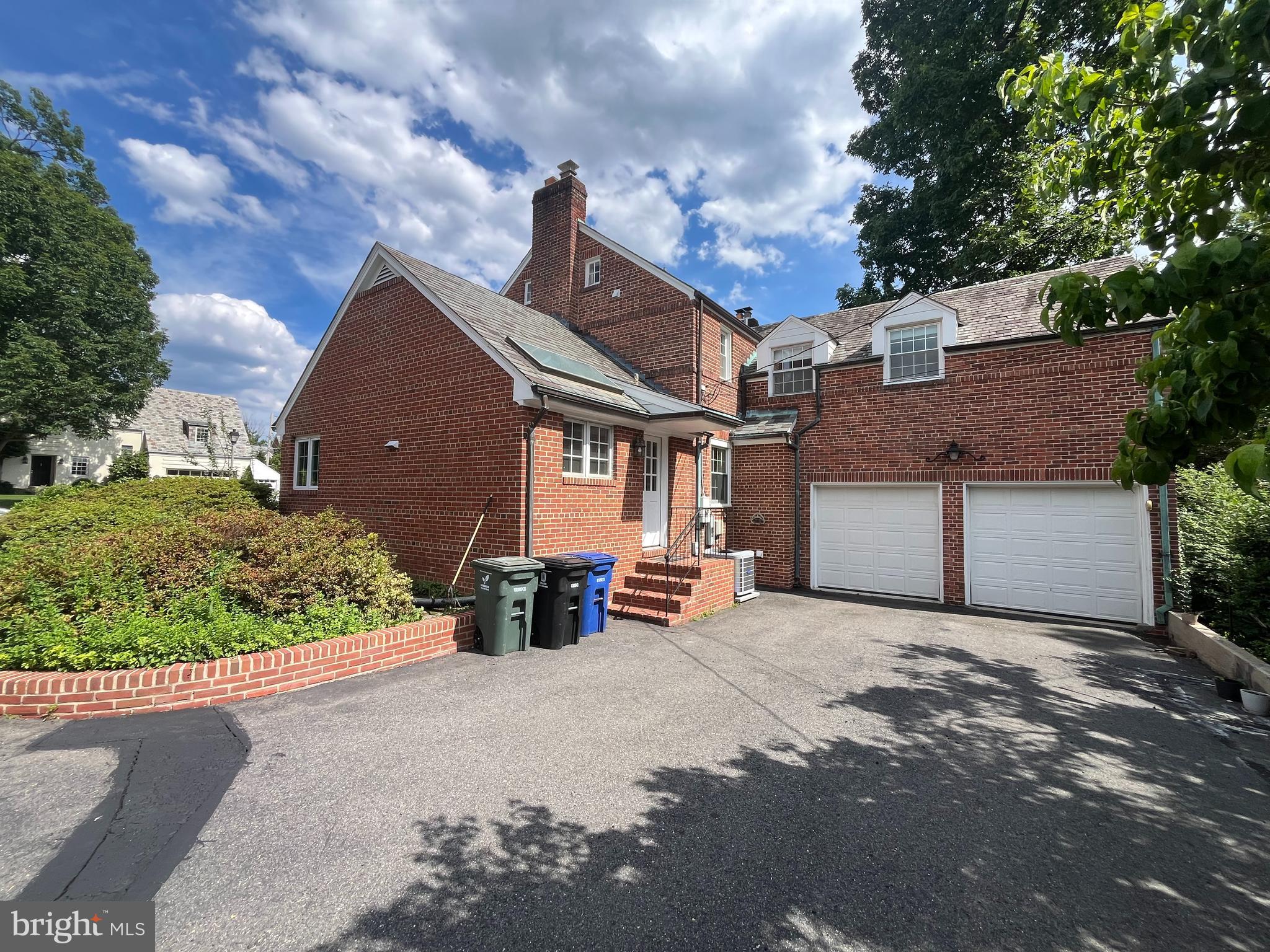 CLUB MANOR ESTATES - Residential