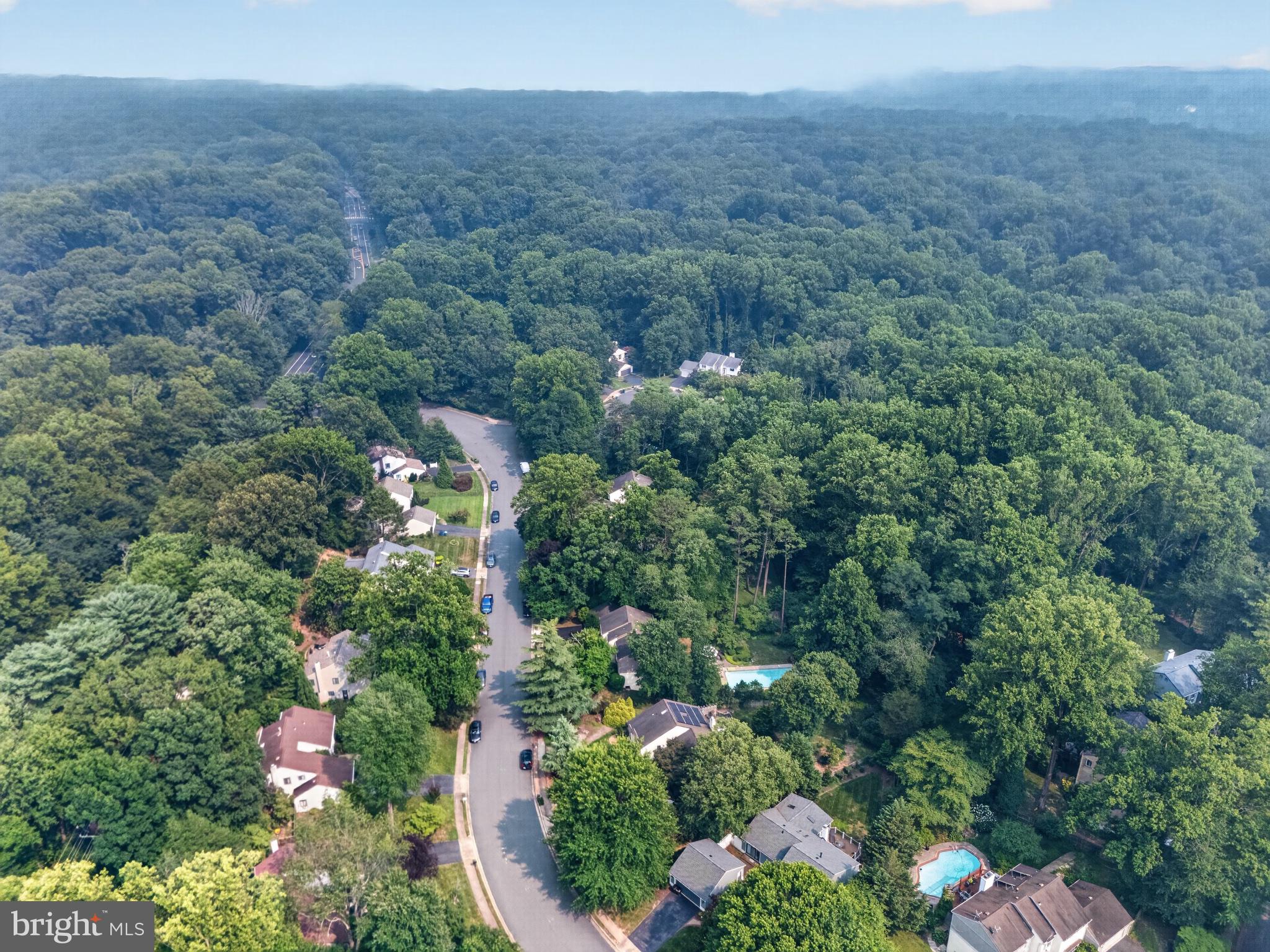 FOX MILL WOODS - Residential