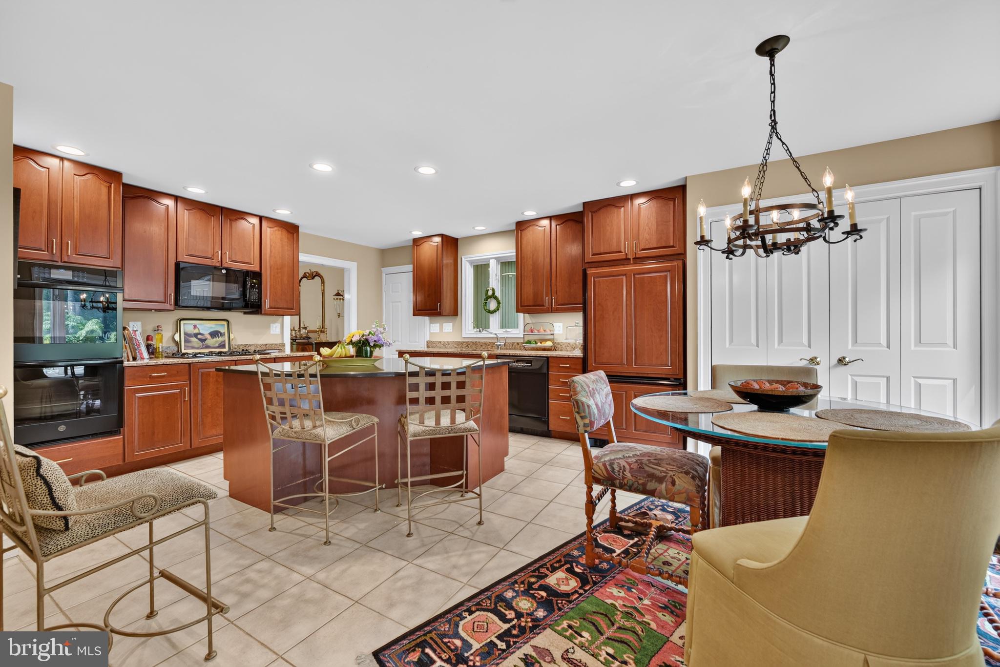 FOX MILL WOODS - Residential