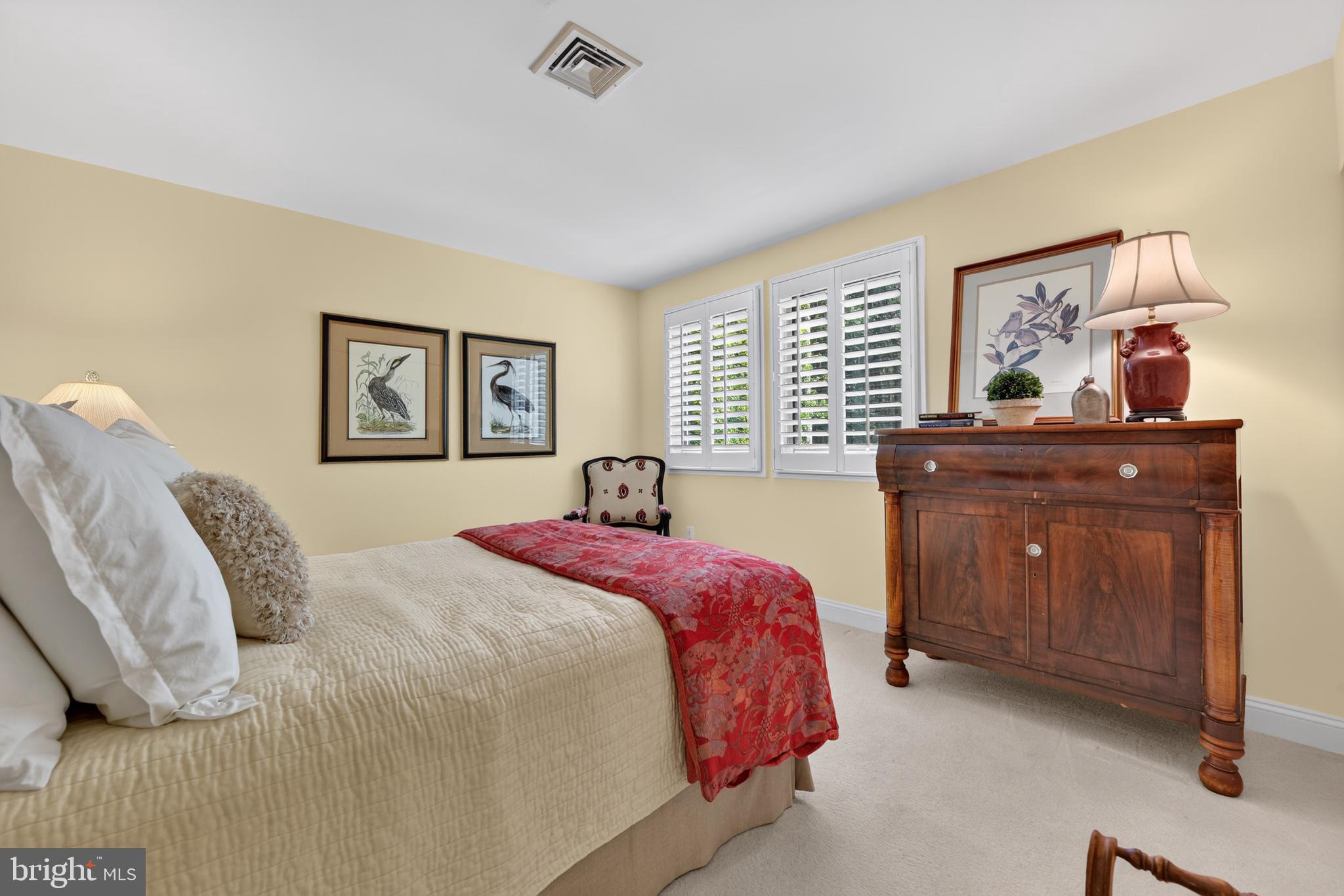 FOX MILL WOODS - Residential
