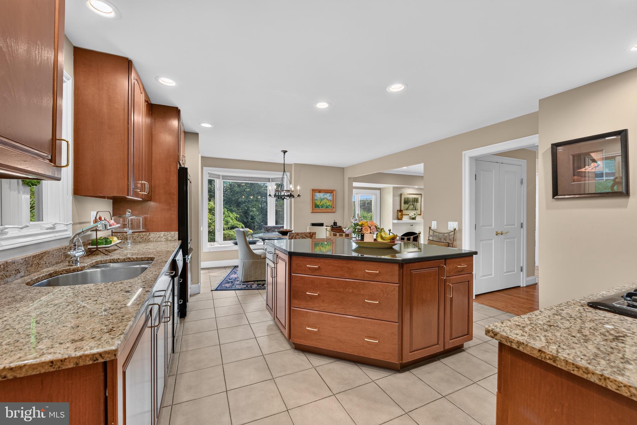 FOX MILL WOODS - Residential