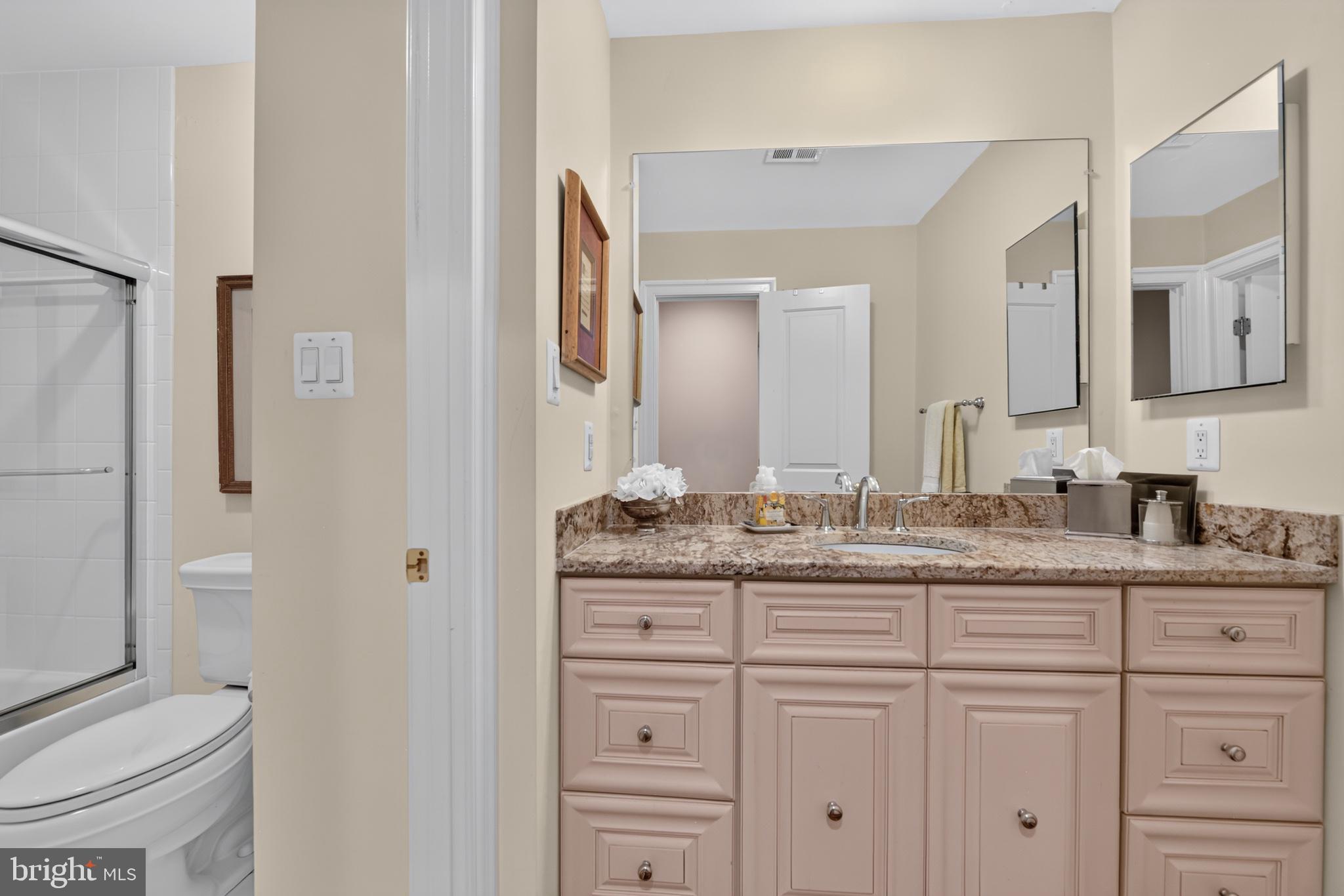 FOX MILL WOODS - Residential