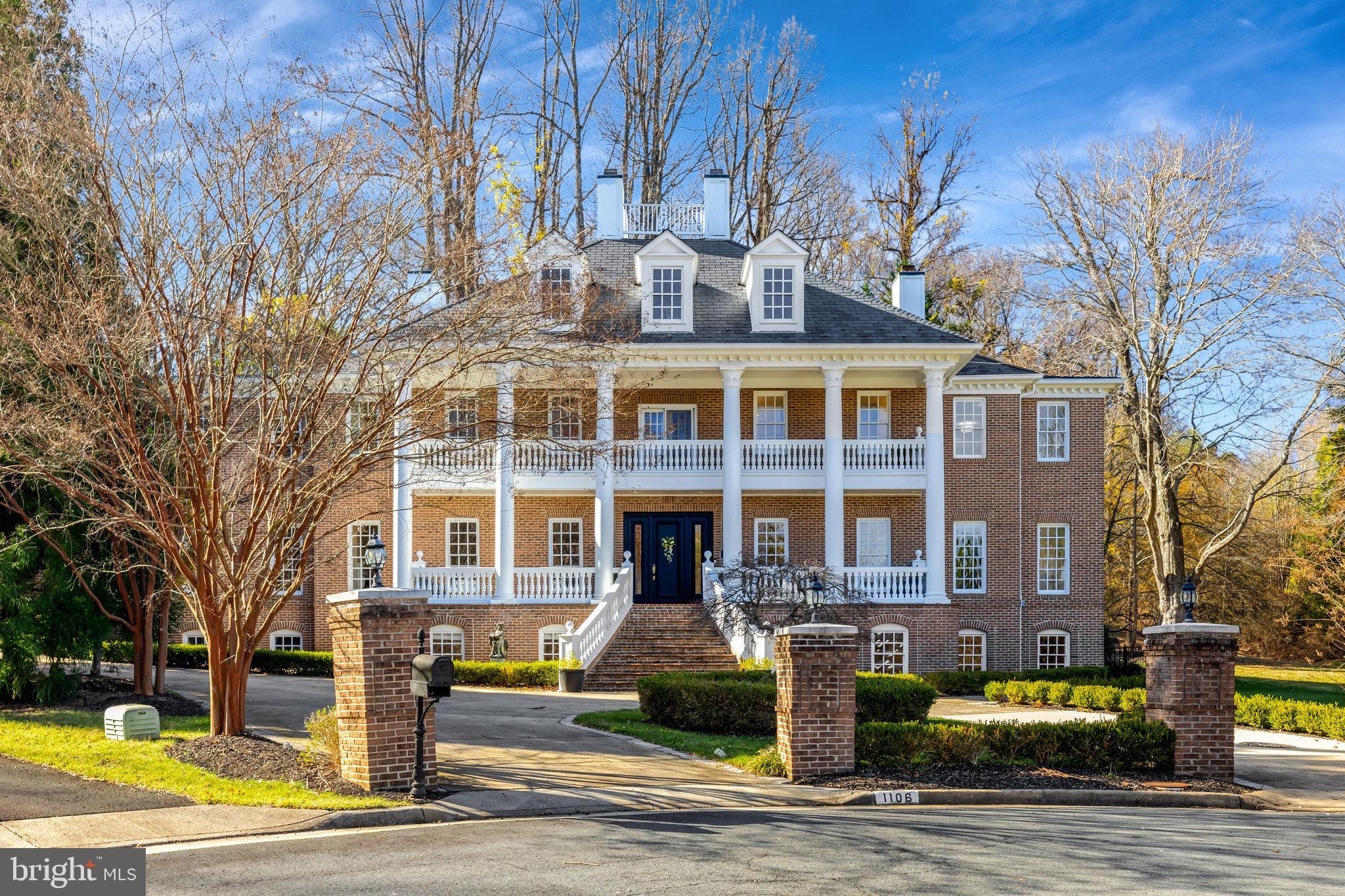 SWINKS MILL WOODS - Residential