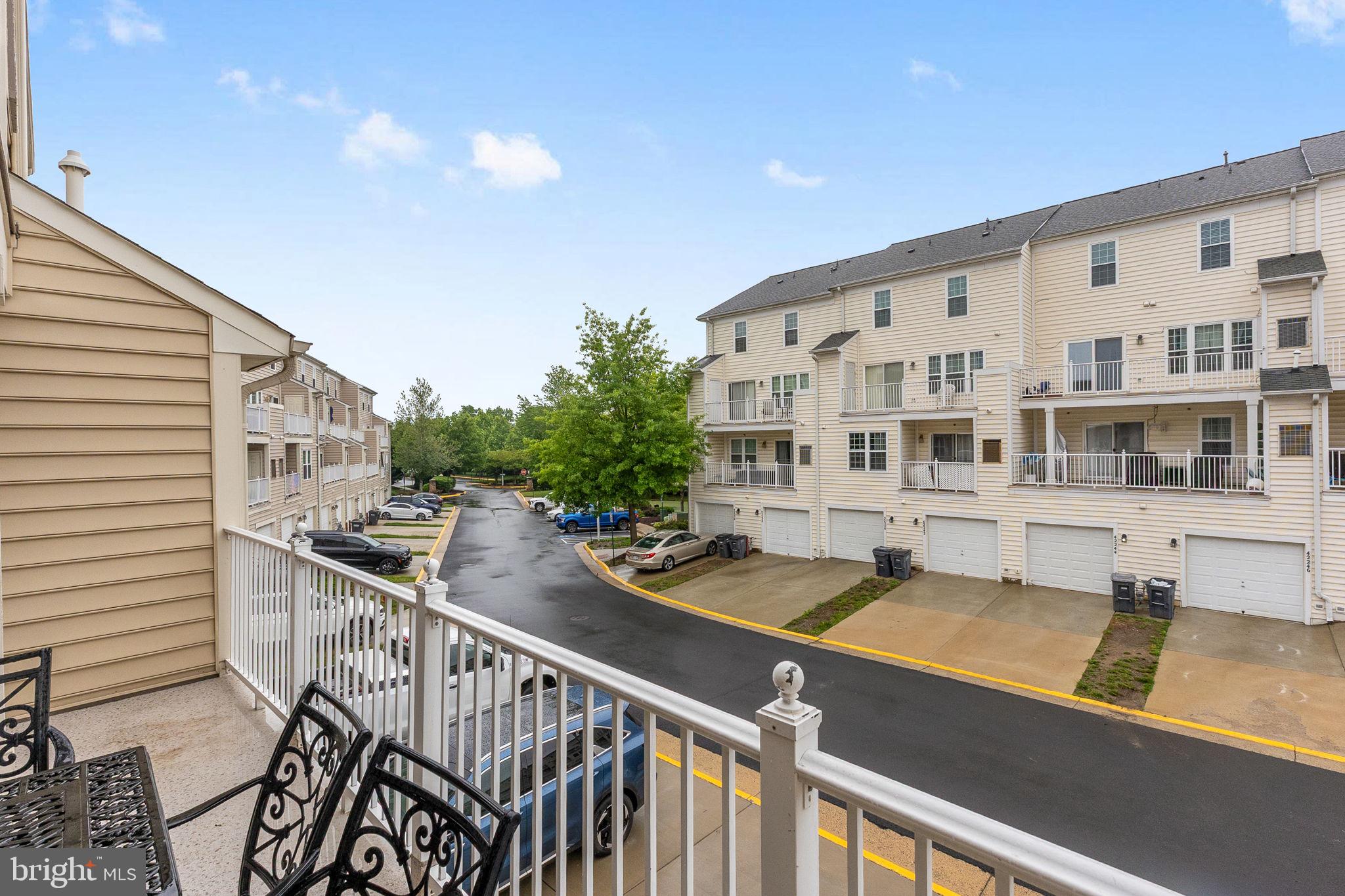 AMBER SPRING - Residential
