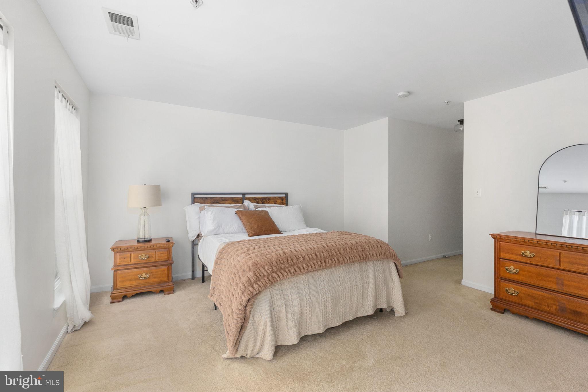 AMBER SPRING - Residential