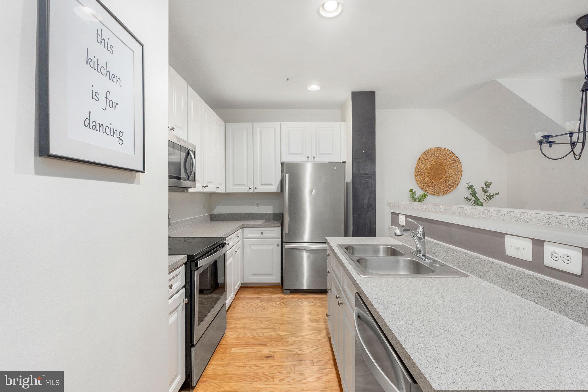 AMBER SPRING - Residential