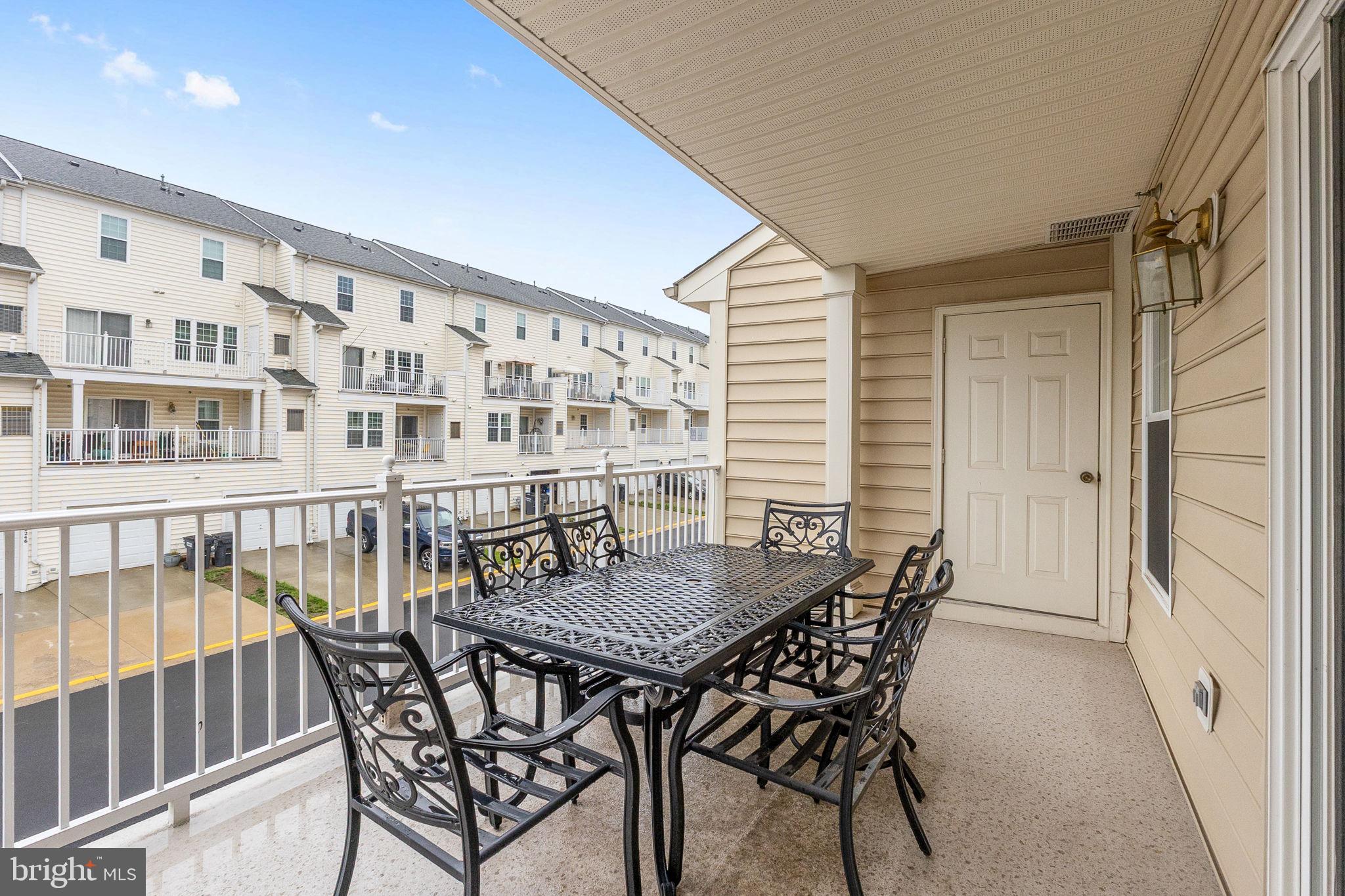 AMBER SPRING - Residential