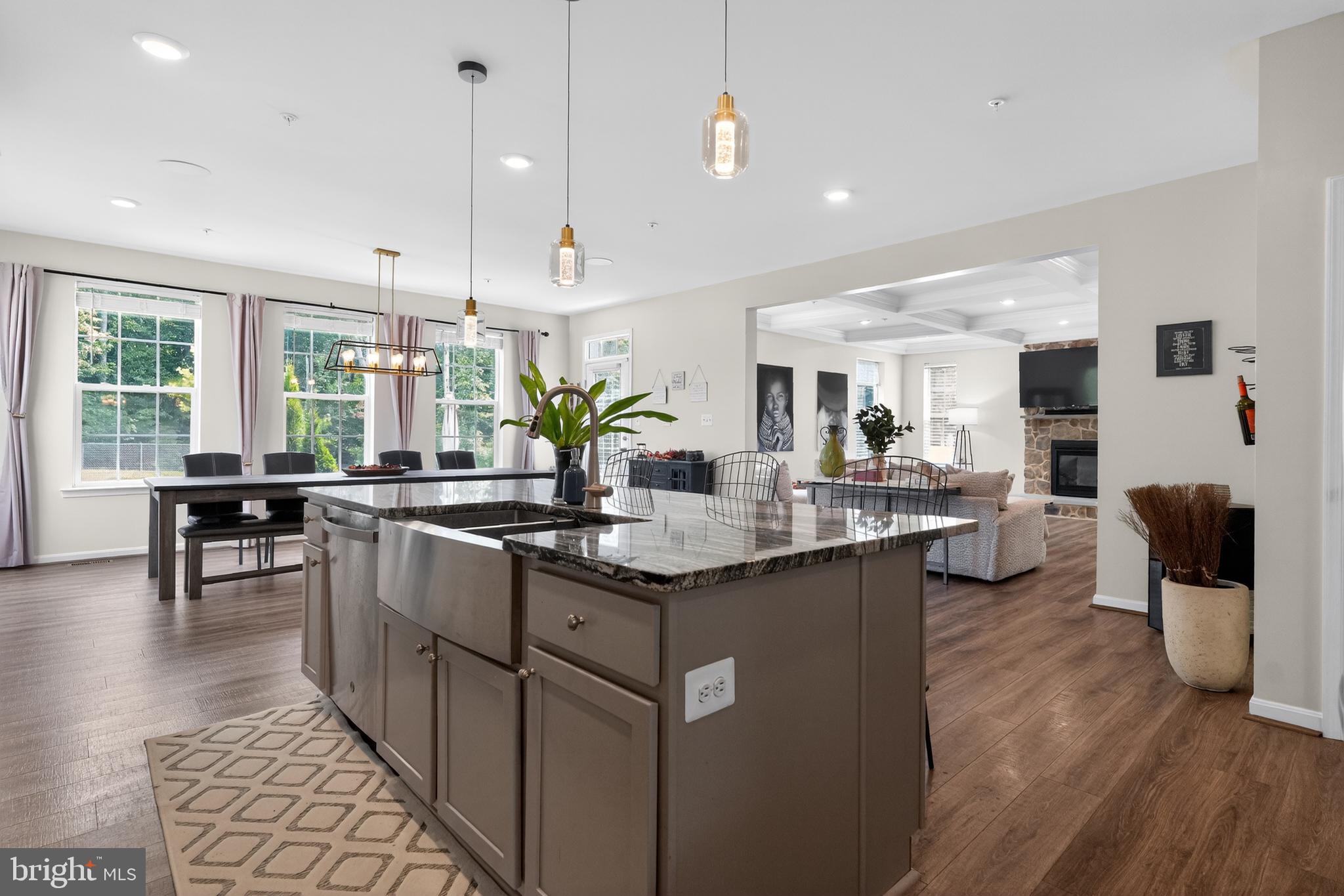 SIGNATURE CLUB - Residential