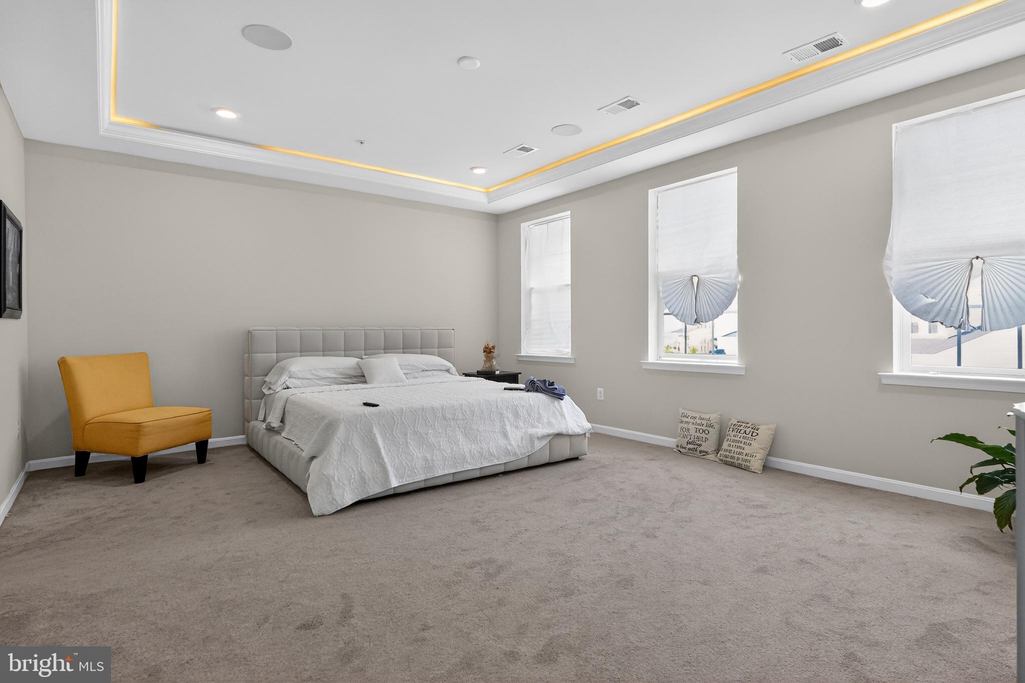 SIGNATURE CLUB - Residential