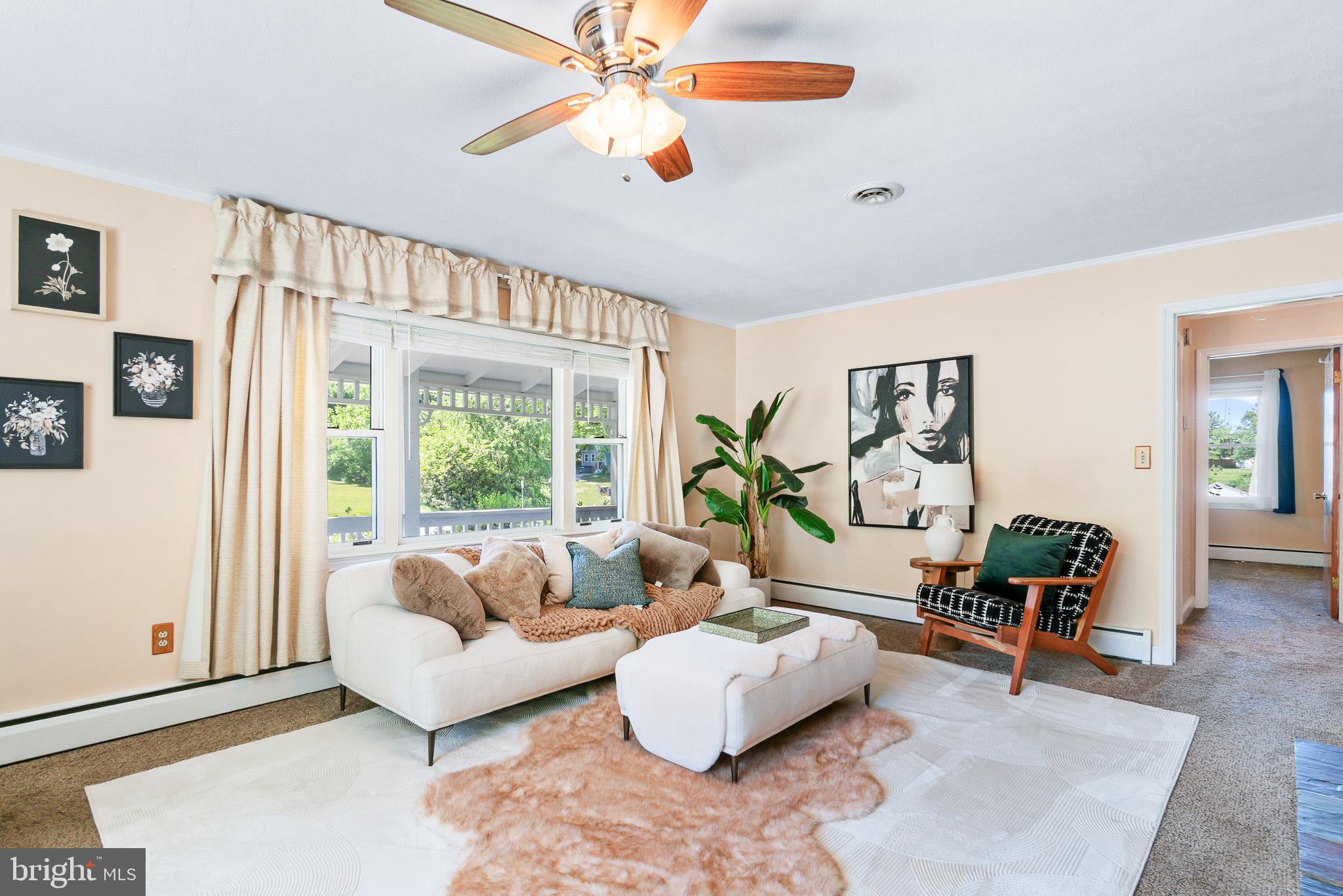 DAMASCUS MANOR - Residential