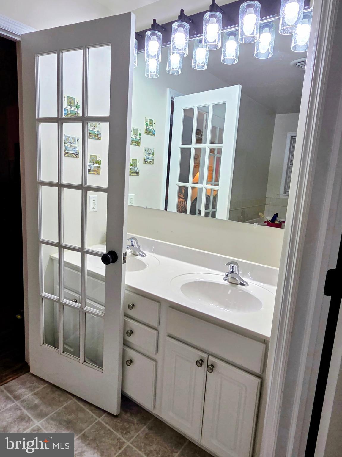 ASHCOMBE FARMS WEST PH. 2 - Residential