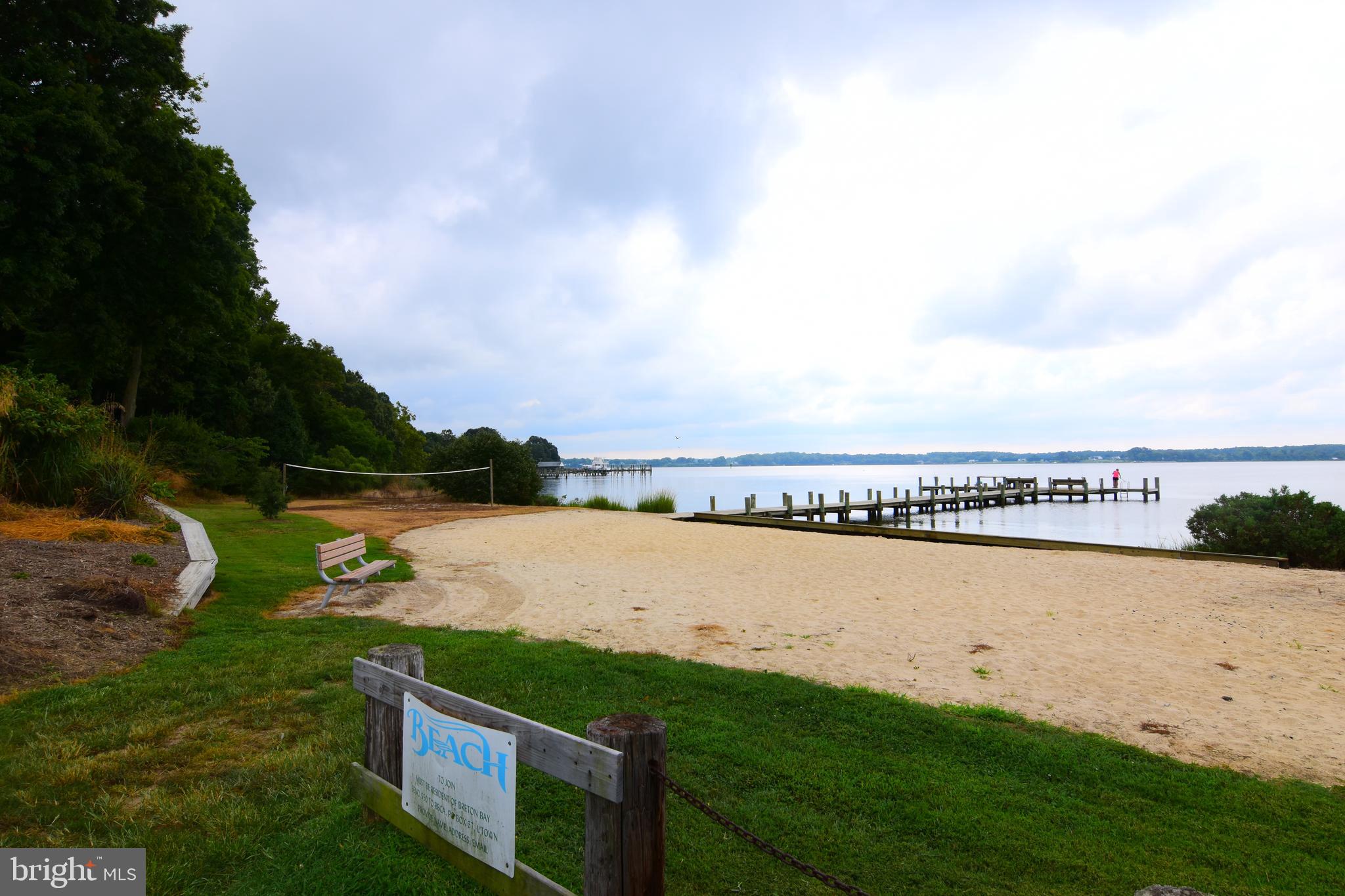 BRETON BAY ESTATES - Residential