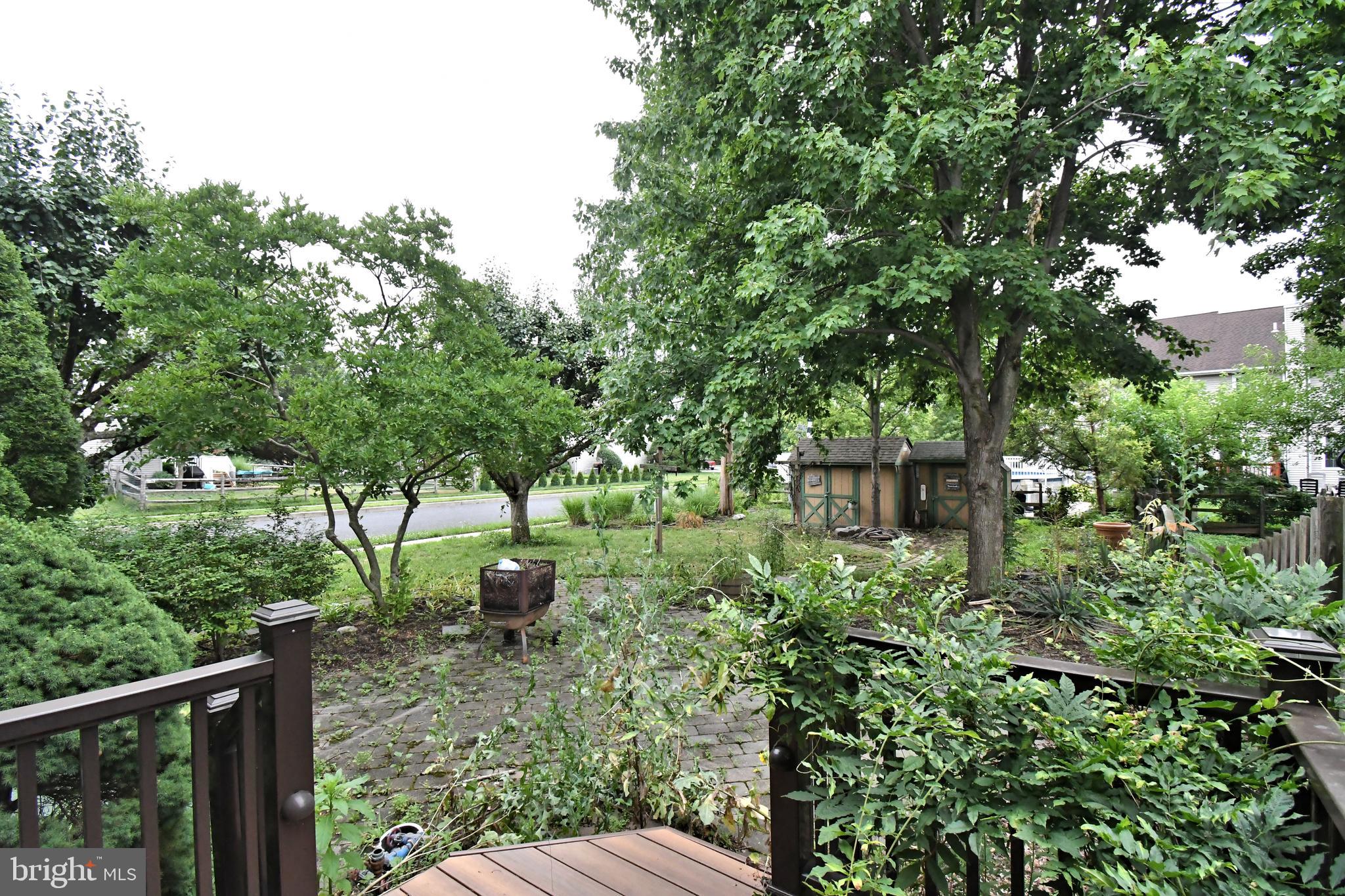 PEAR TREE VIL - Residential