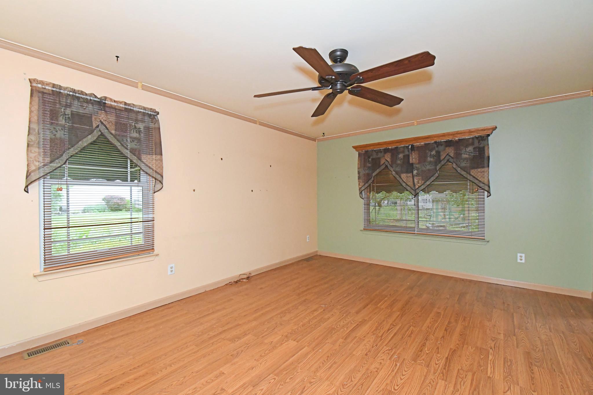 PEAR TREE VIL - Residential