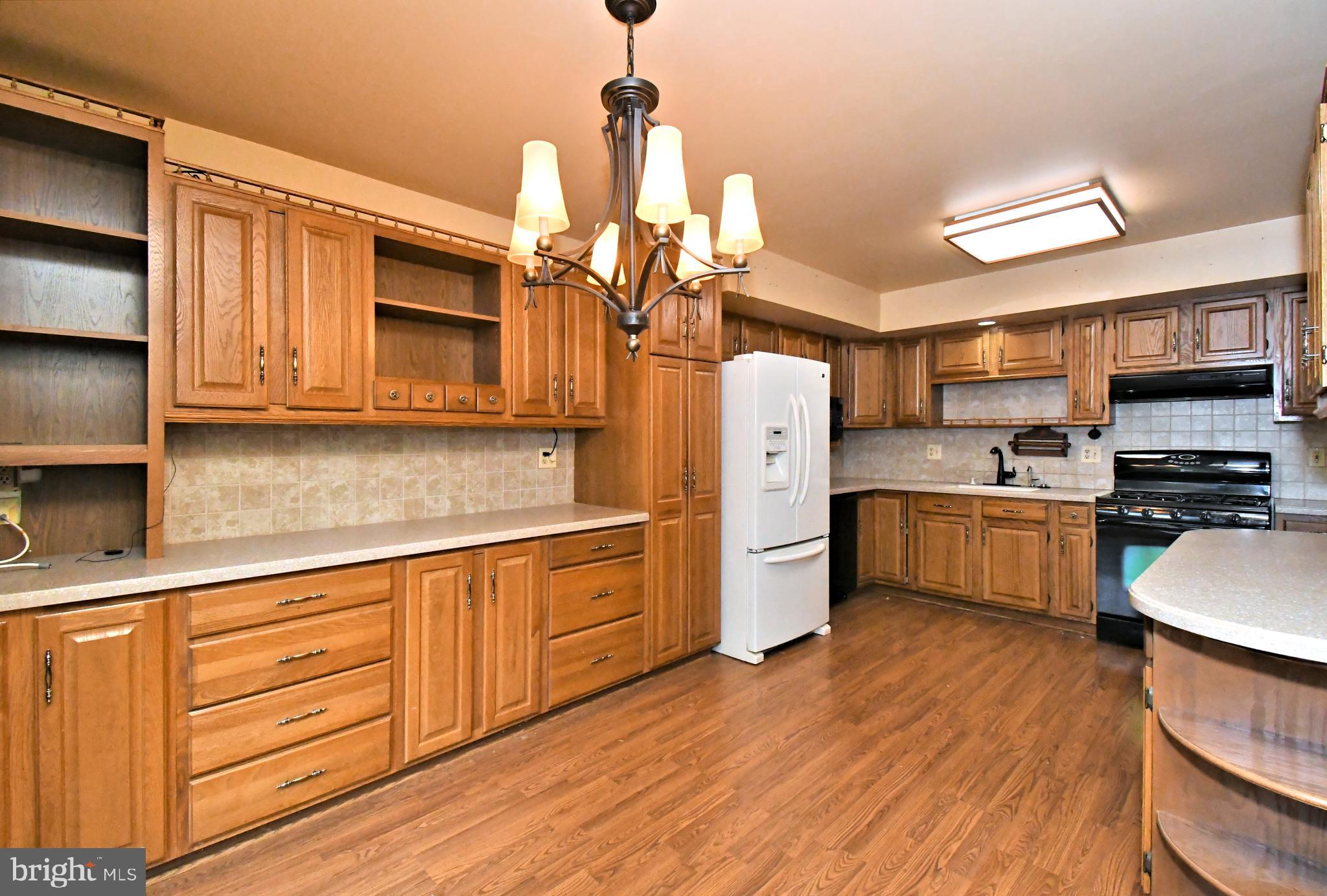 PEAR TREE VIL - Residential