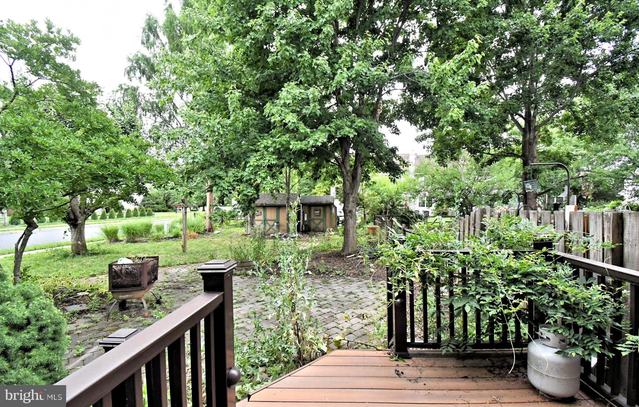 PEAR TREE VIL - Residential