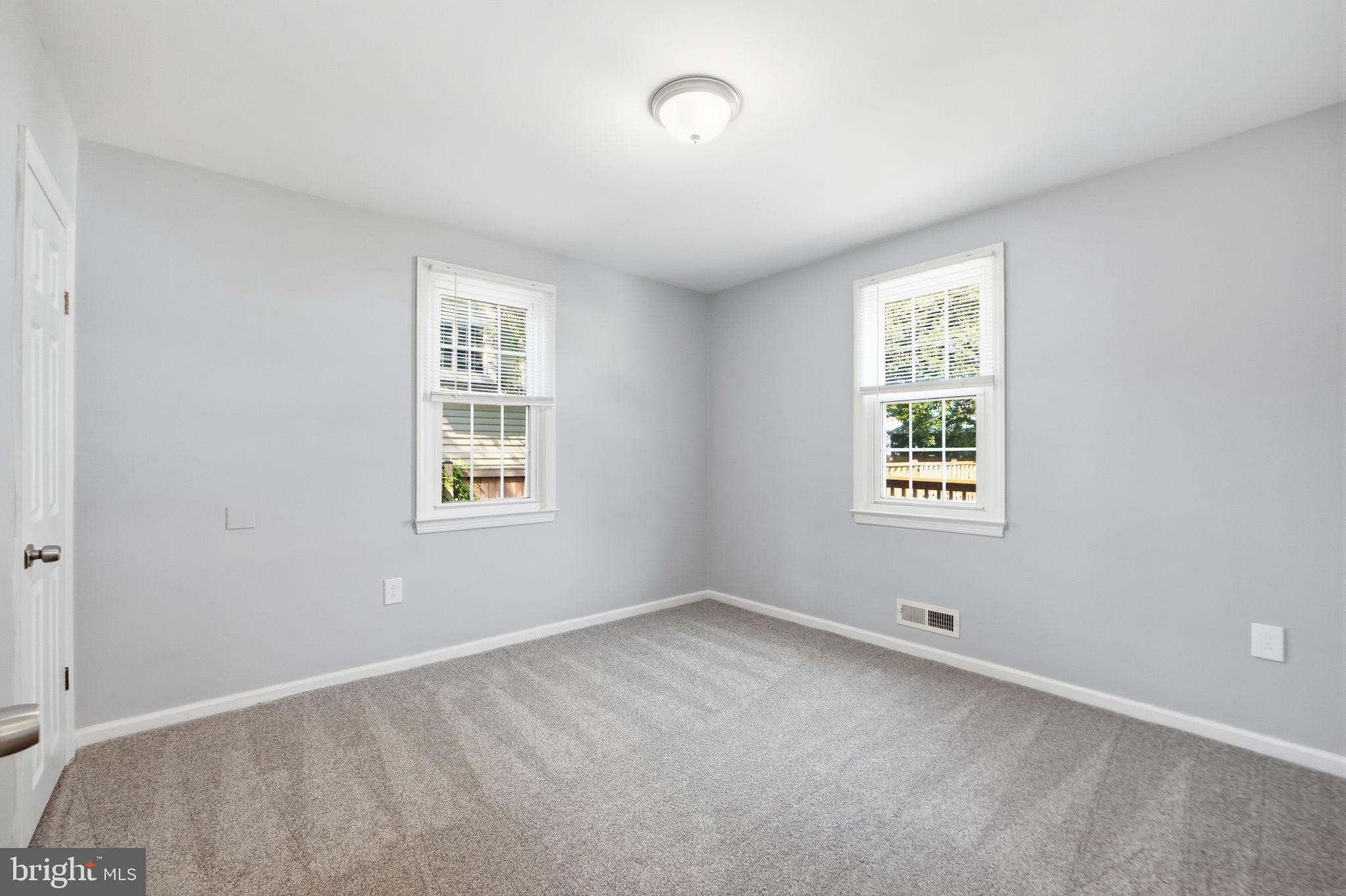 RIVIERA BEACH - Residential