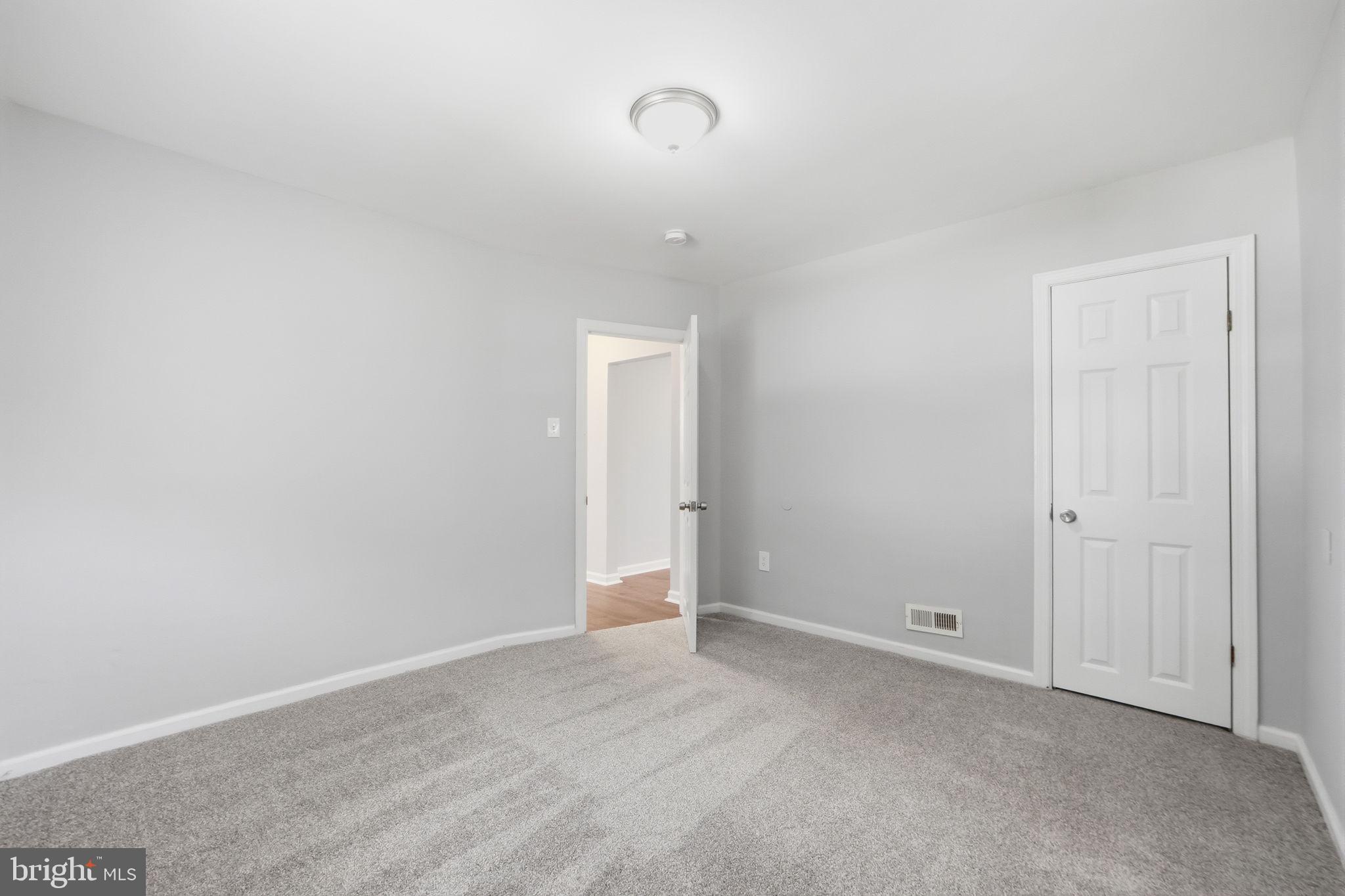 RIVIERA BEACH - Residential