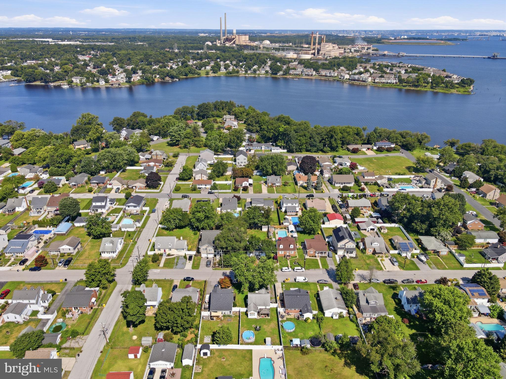 RIVIERA BEACH - Residential
