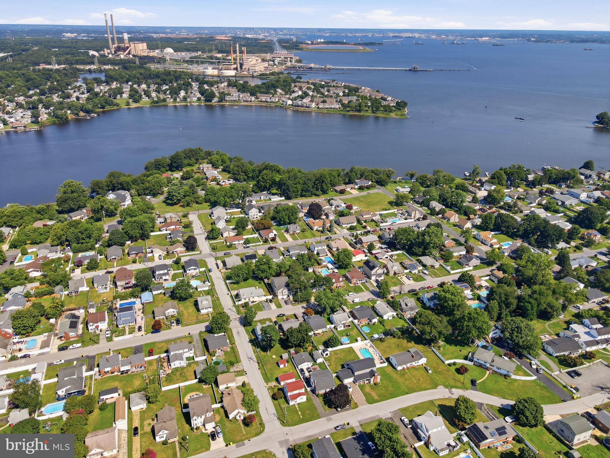 RIVIERA BEACH - Residential