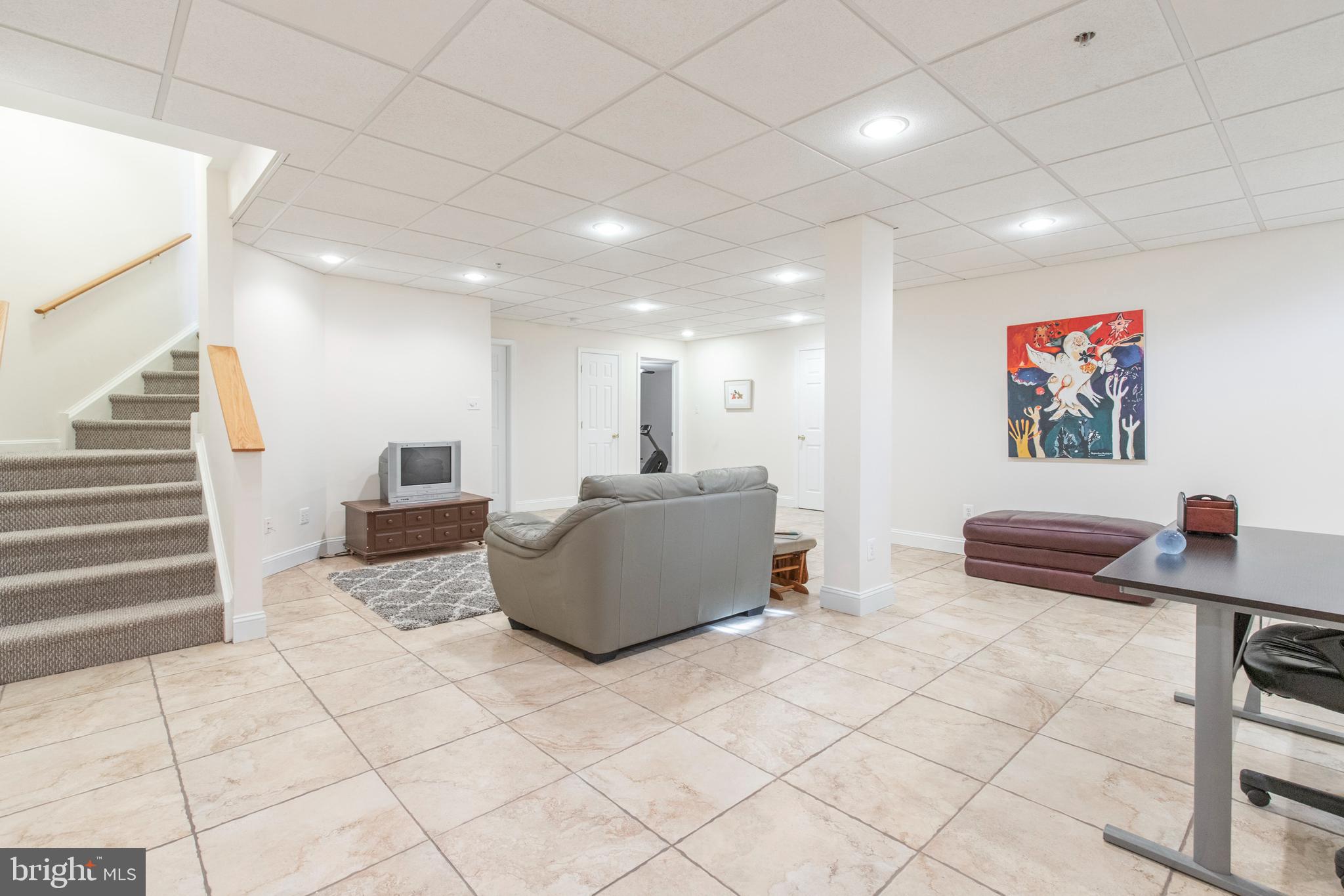 SPRINGTON POINTE WOODS - Residential
