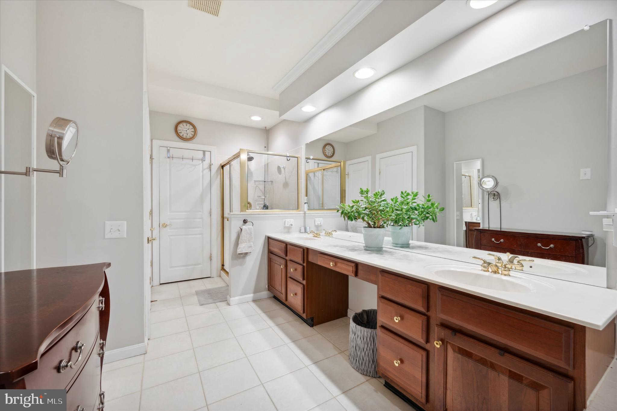 SPRINGTON POINTE WOODS - Residential