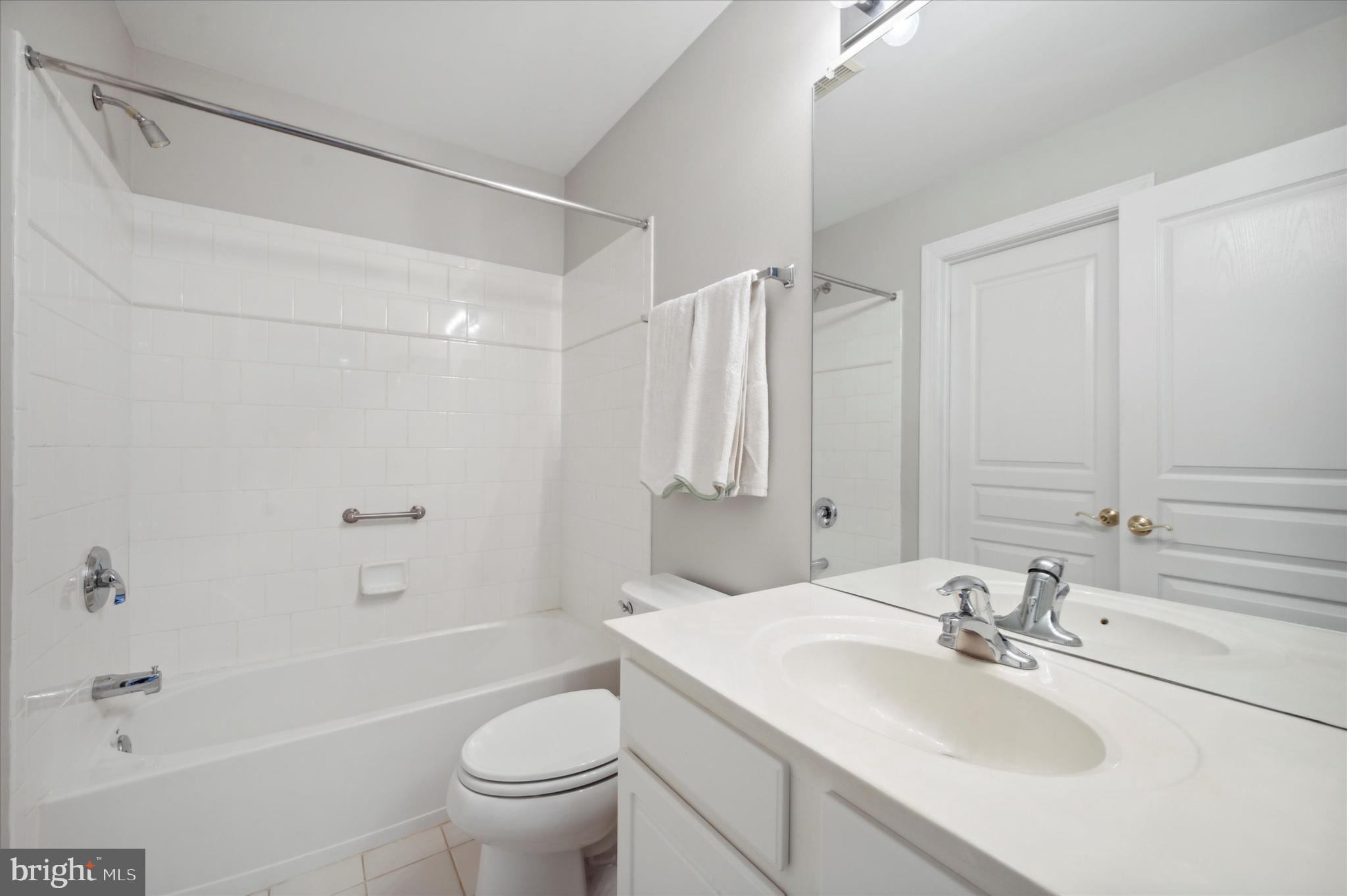 SPRINGTON POINTE WOODS - Residential