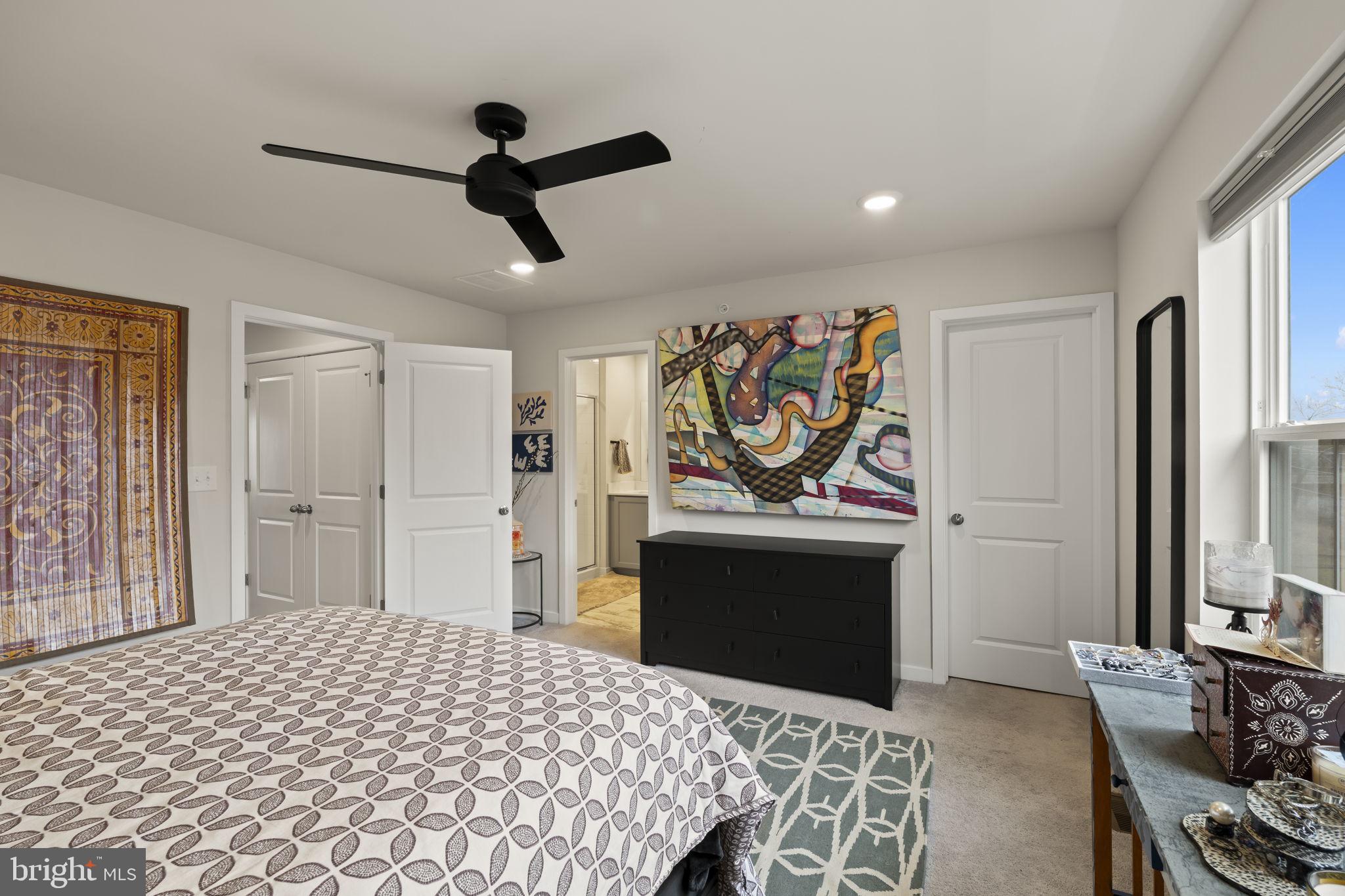 RIVER POINTE - Residential