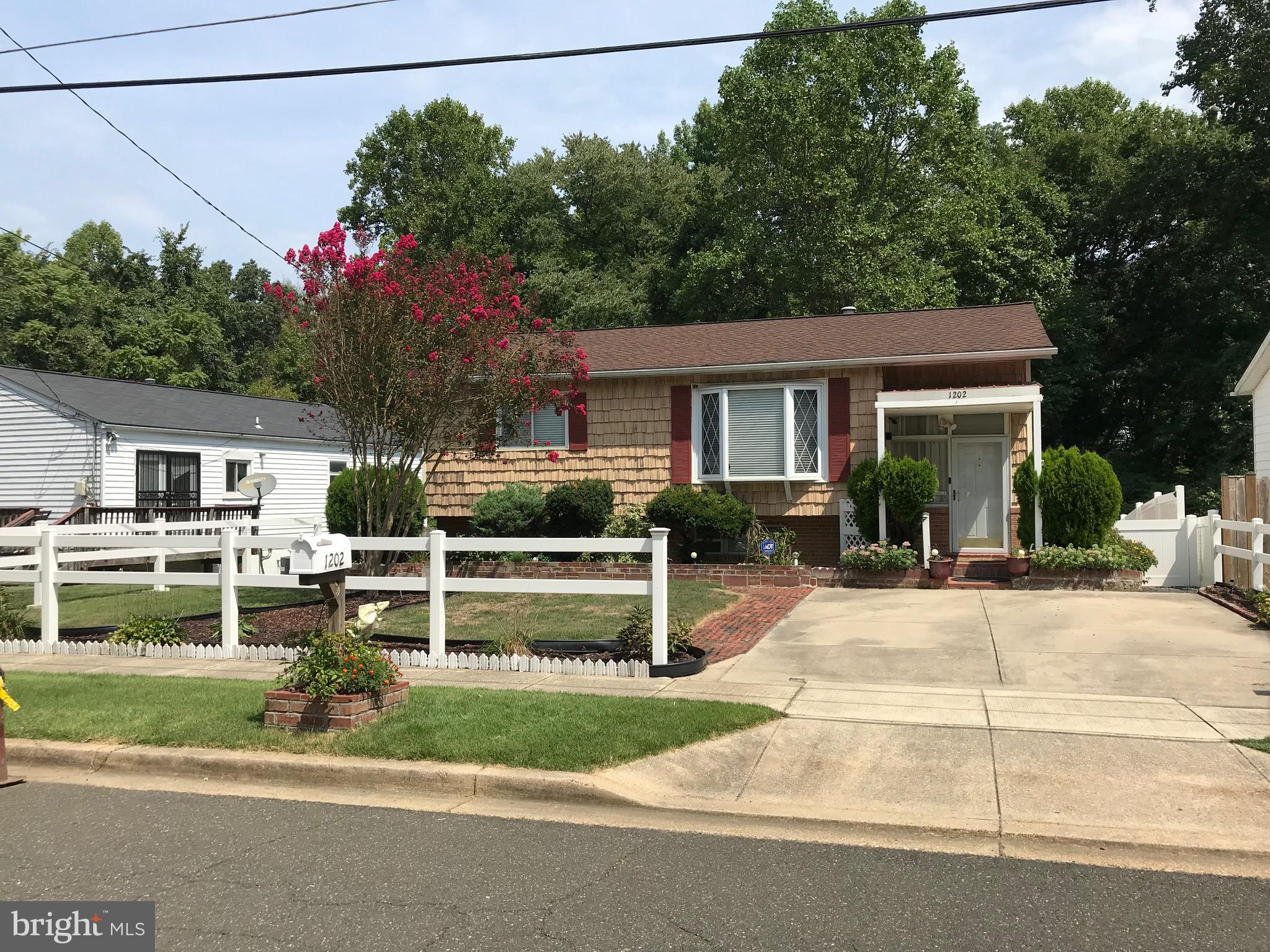 Great curb appeal! Single family home with 4 bedrooms and two full bathrooms. This property has been loved and cherished over the years.  Rear screened in porch with a serene view of a mature garden. The home provides loads of potential for the buyer's creative ideas.  Close to Morgan Blvd subway station. Its also on the 24 bus route. Not far from Costco's, Target and Wegmans.