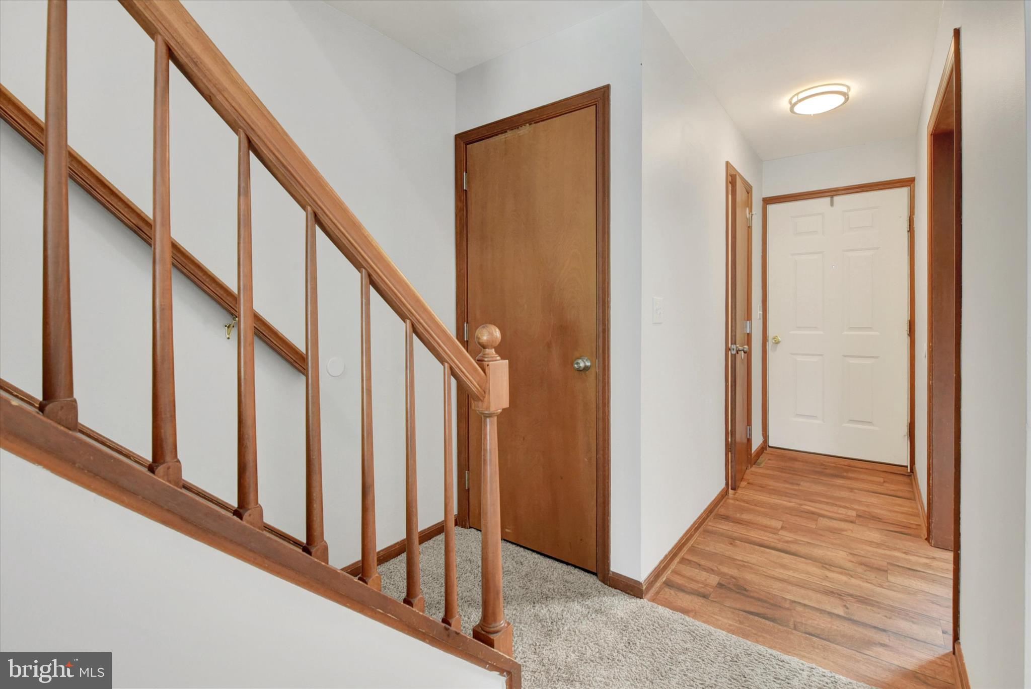 GARDEN COURT - Residential
