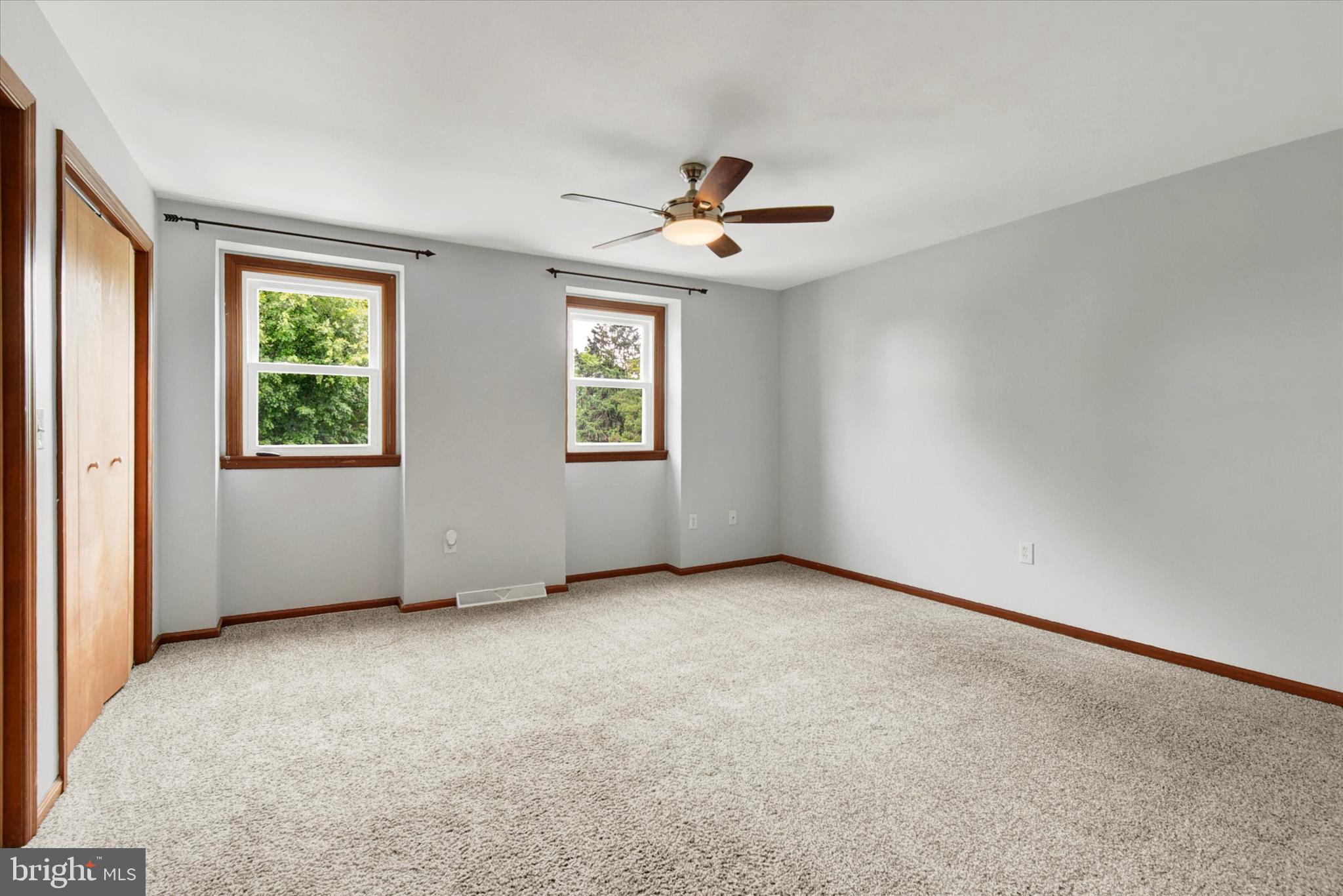 GARDEN COURT - Residential