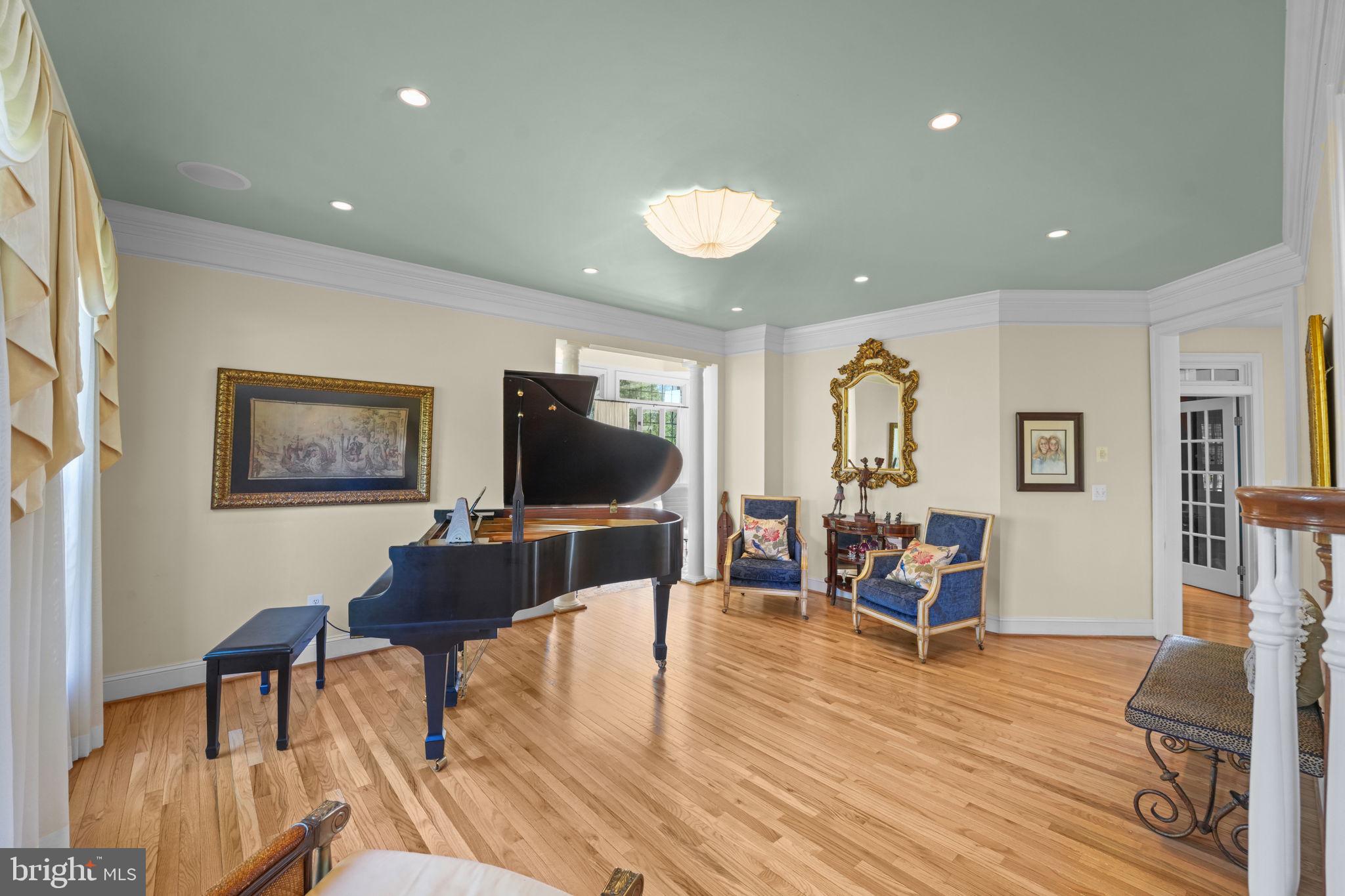 ESTATES AT LOWES - Residential