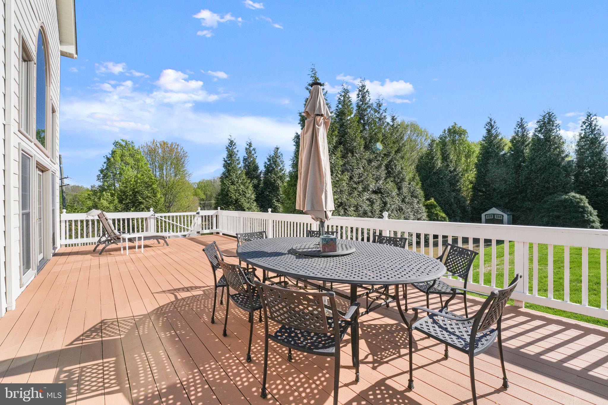 ESTATES AT LOWES - Residential