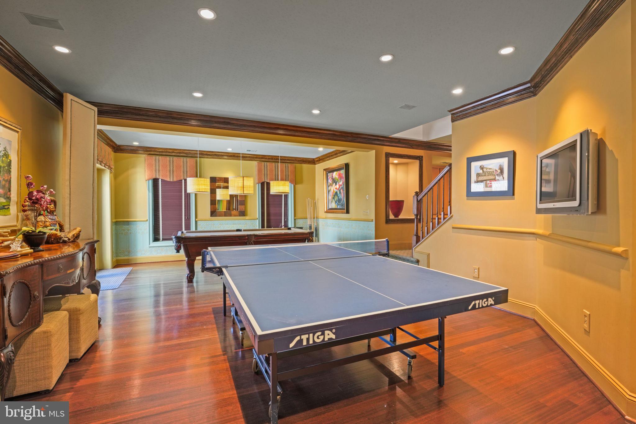 ESTATES AT LOWES - Residential