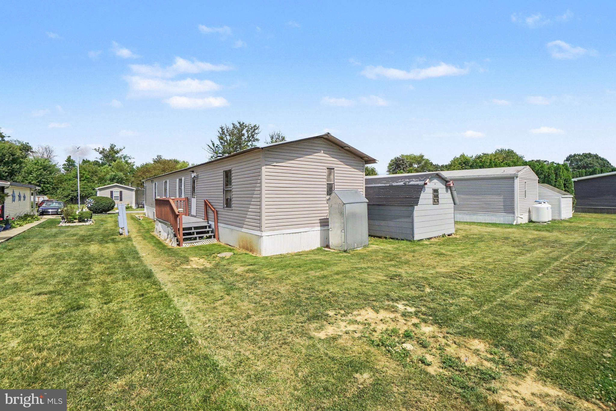 NORTHCRES ACRES MHP - Residential