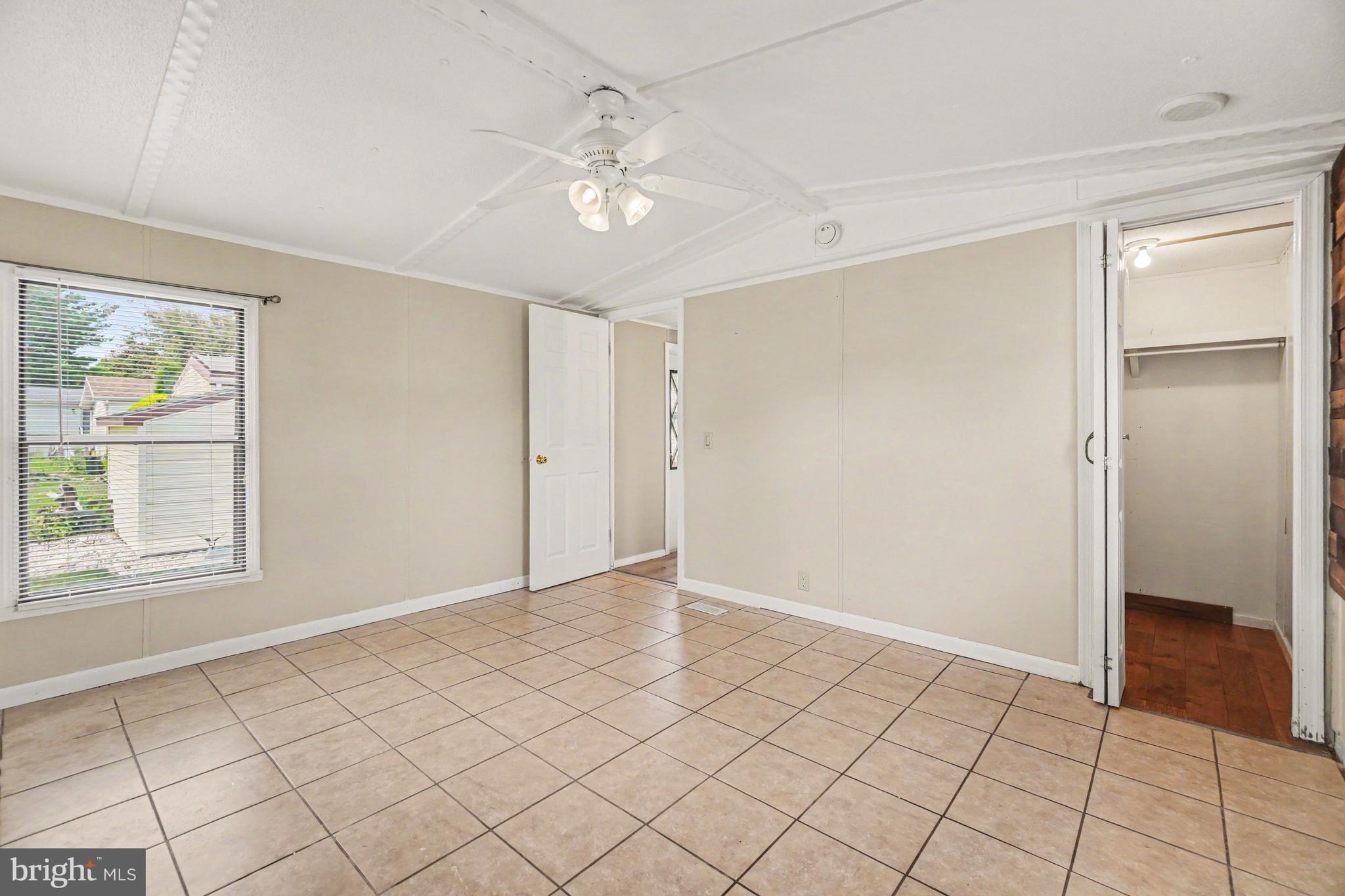 NORTHCRES ACRES MHP - Residential