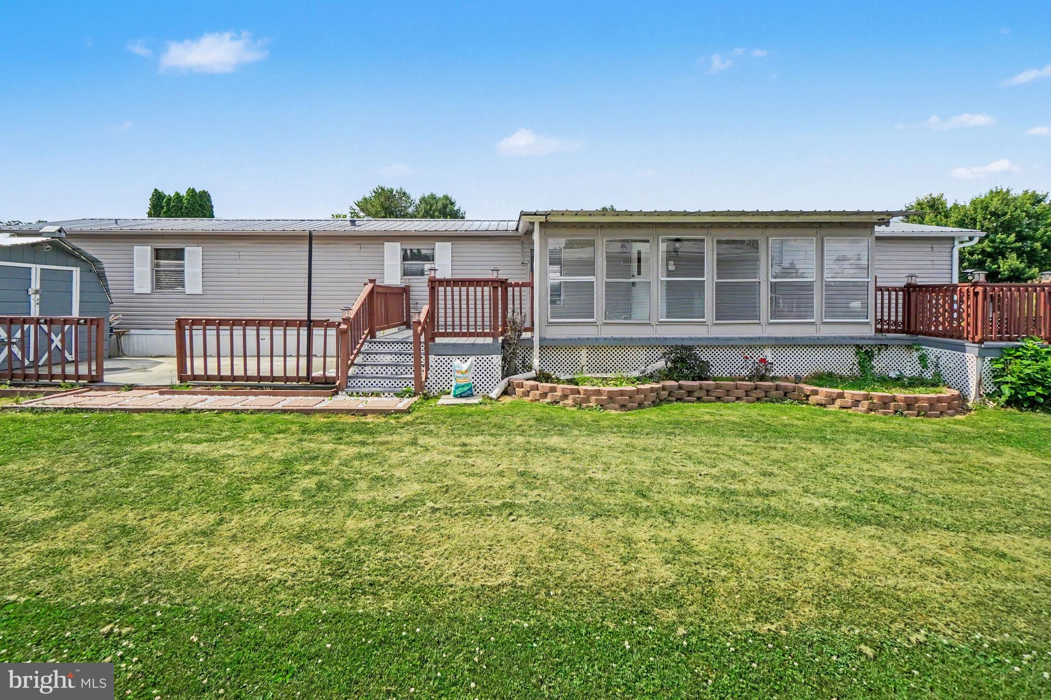 NORTHCRES ACRES MHP - Residential