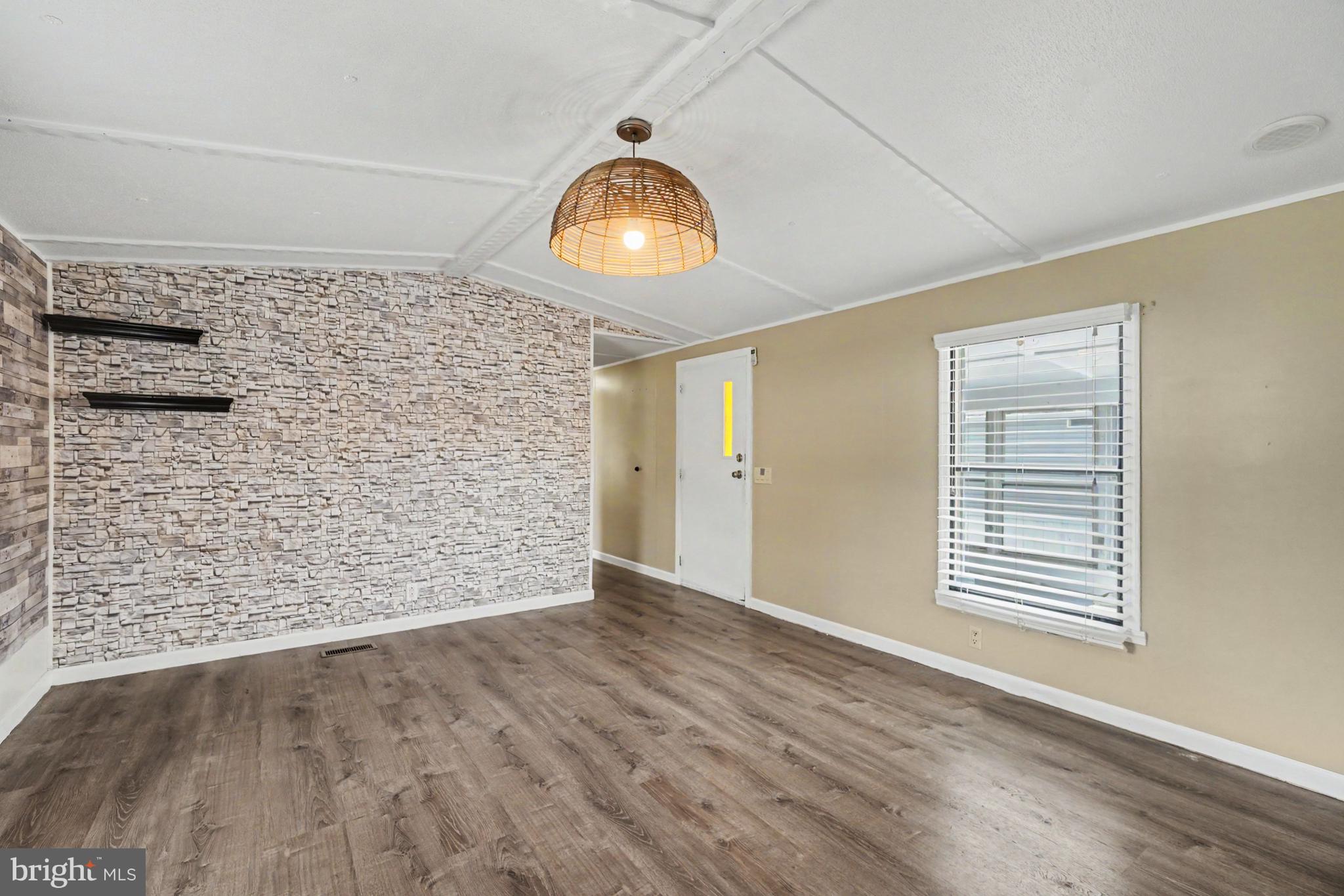 NORTHCRES ACRES MHP - Residential