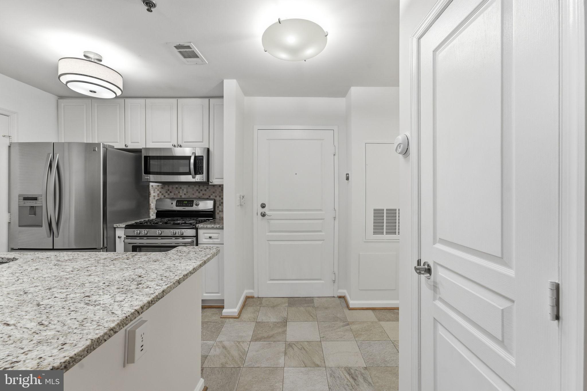 SAVOY PARK CONDOMINIUMS - Residential