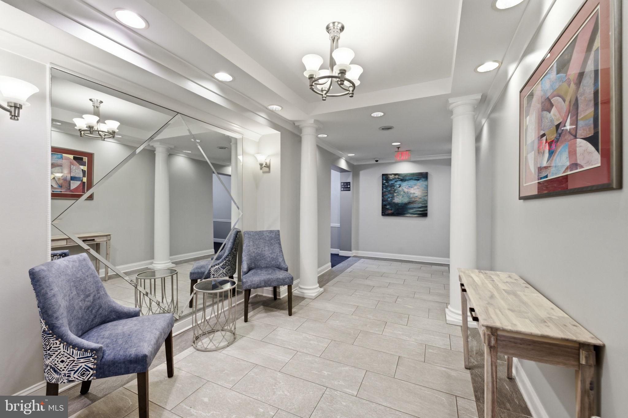 SAVOY PARK CONDOMINIUMS - Residential